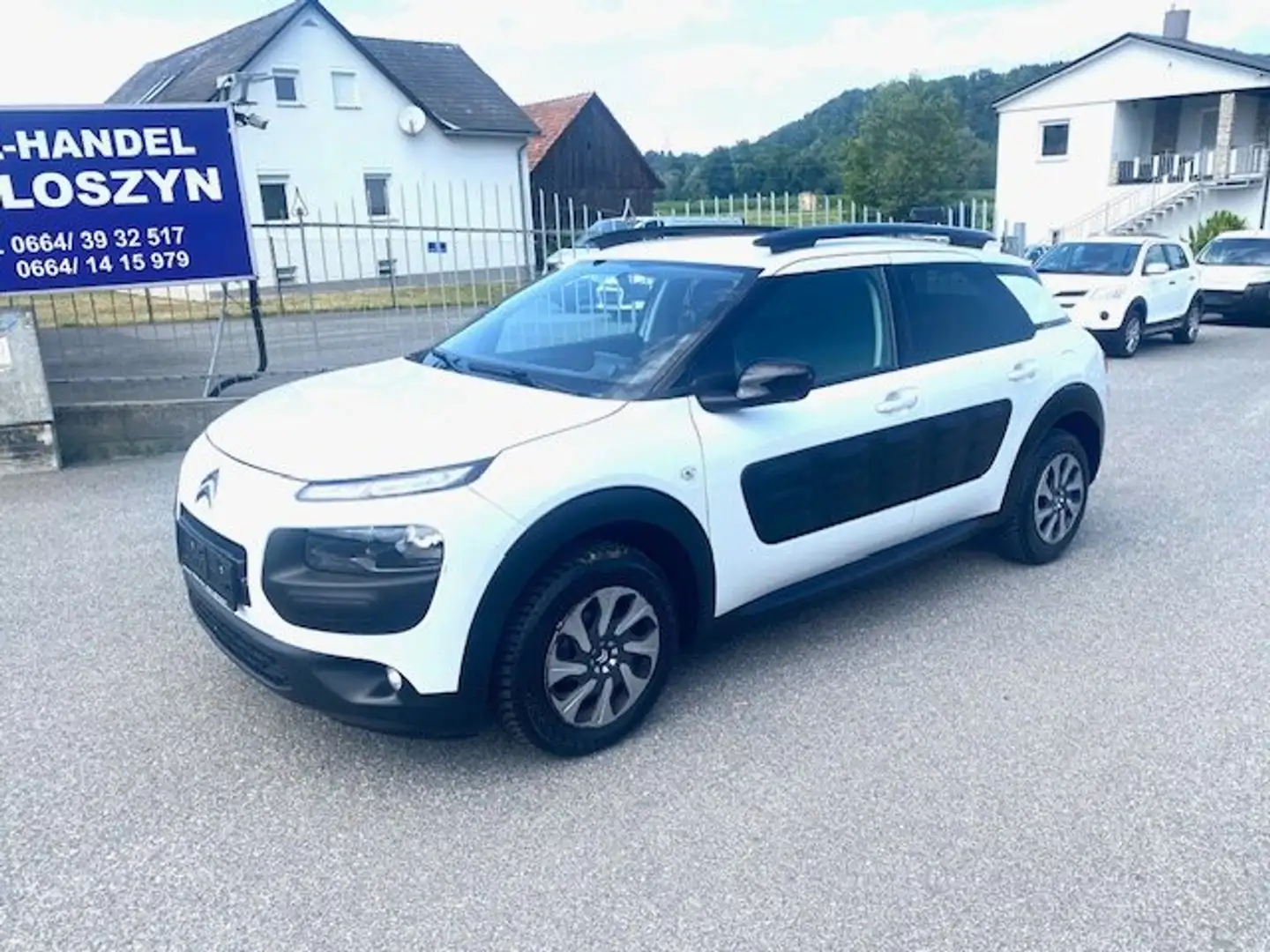 Citroen C4 Cactus 1,2 VTI82 Feel nur 54TKM AUTOMATIK KAMERA Wit - 1