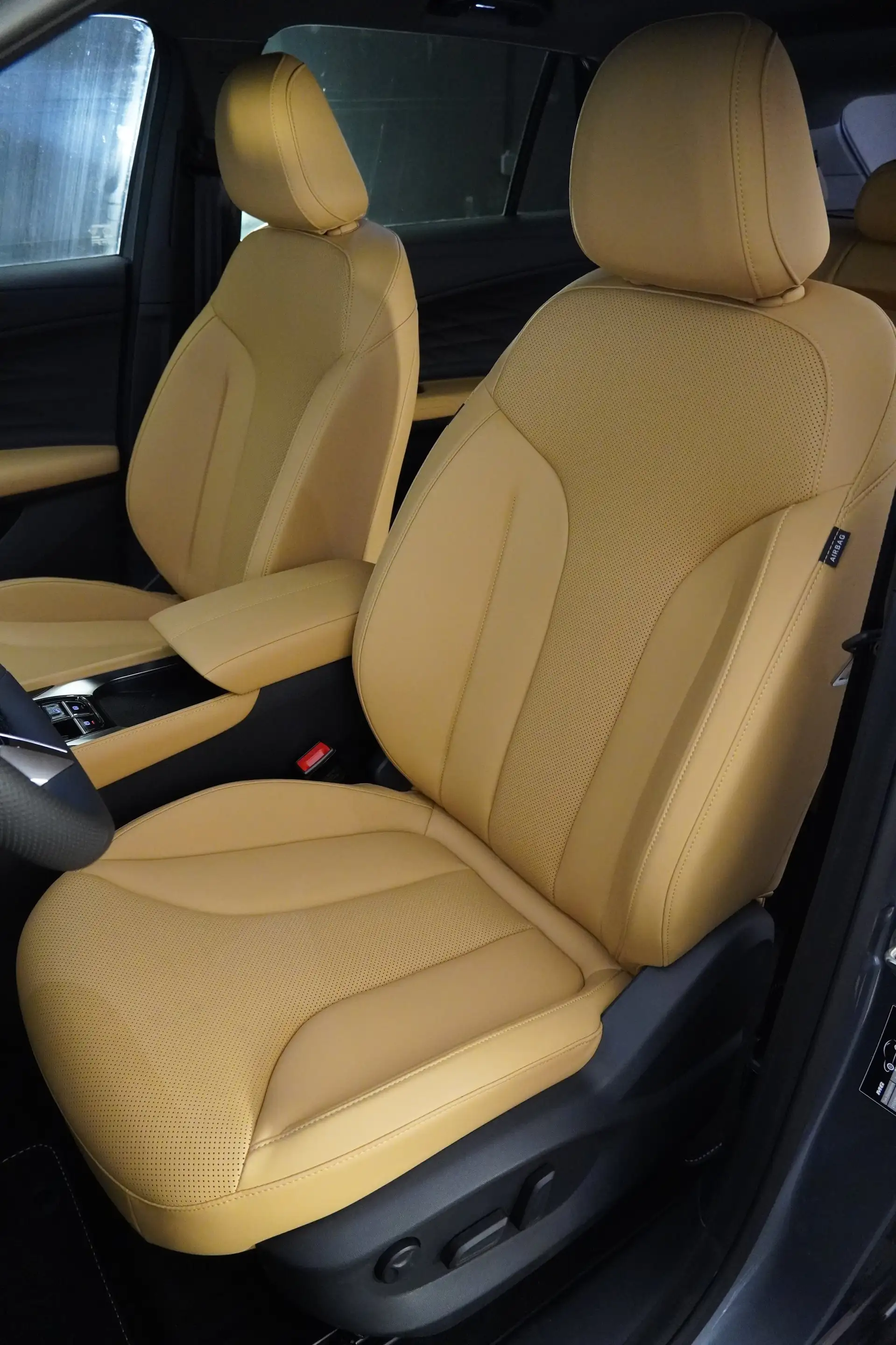 MG HS PHEV+ Luxury 25.5 GRATIS Winterreifen ab EUR34750 — photo 6