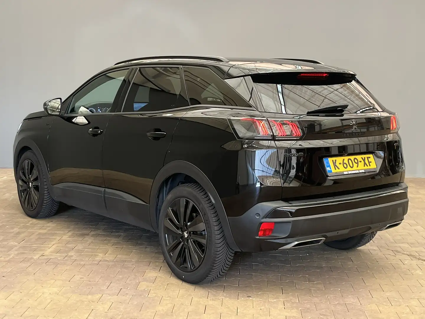 Peugeot 3008 1.2 PureTech GT | 19 inch LMV Zwart | Achteruitrij Nero - 2