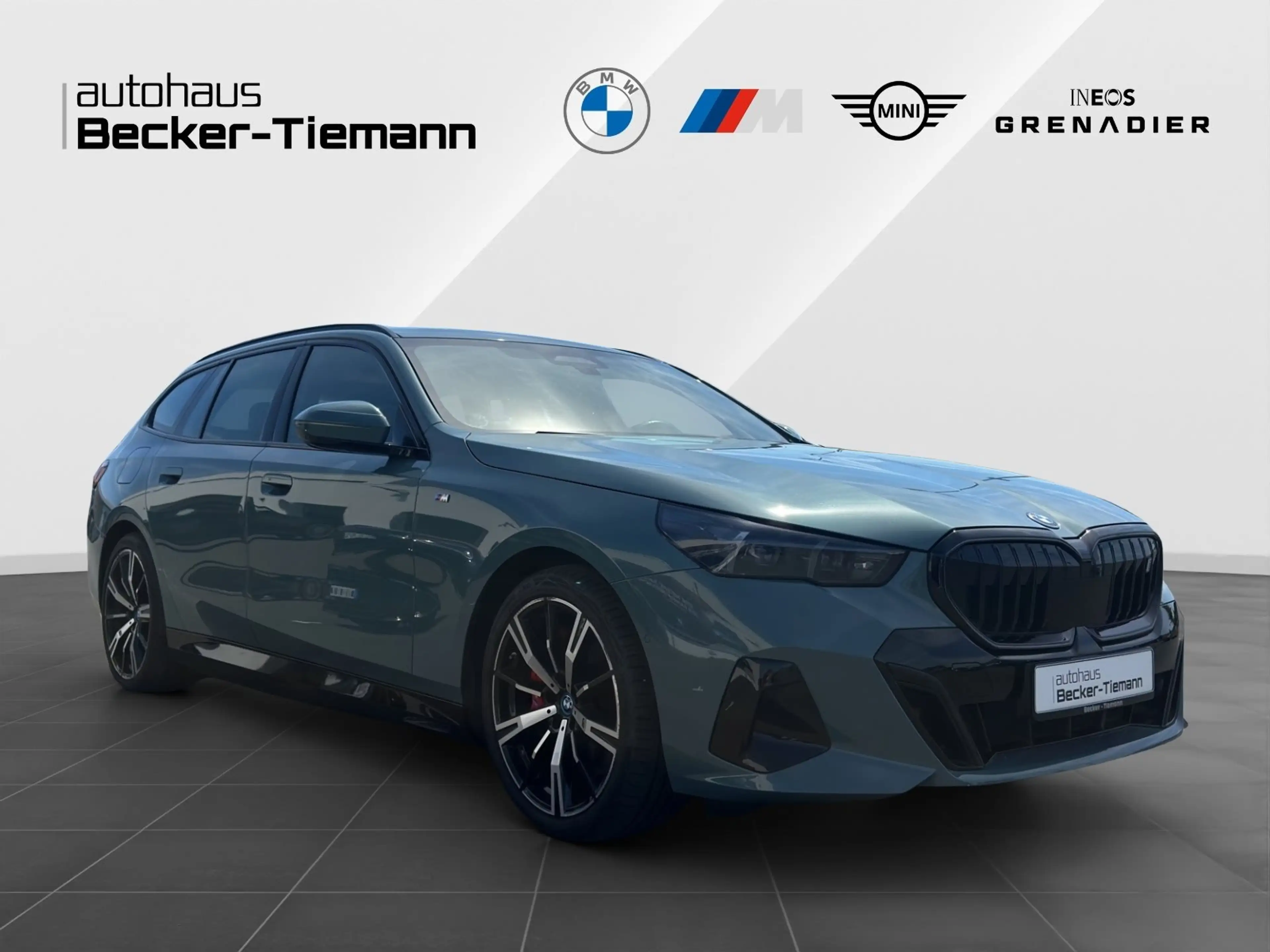 BMW i5 eDrive40 Touring M Sport Pro/IconicGlow/DrivingPro — photo 7