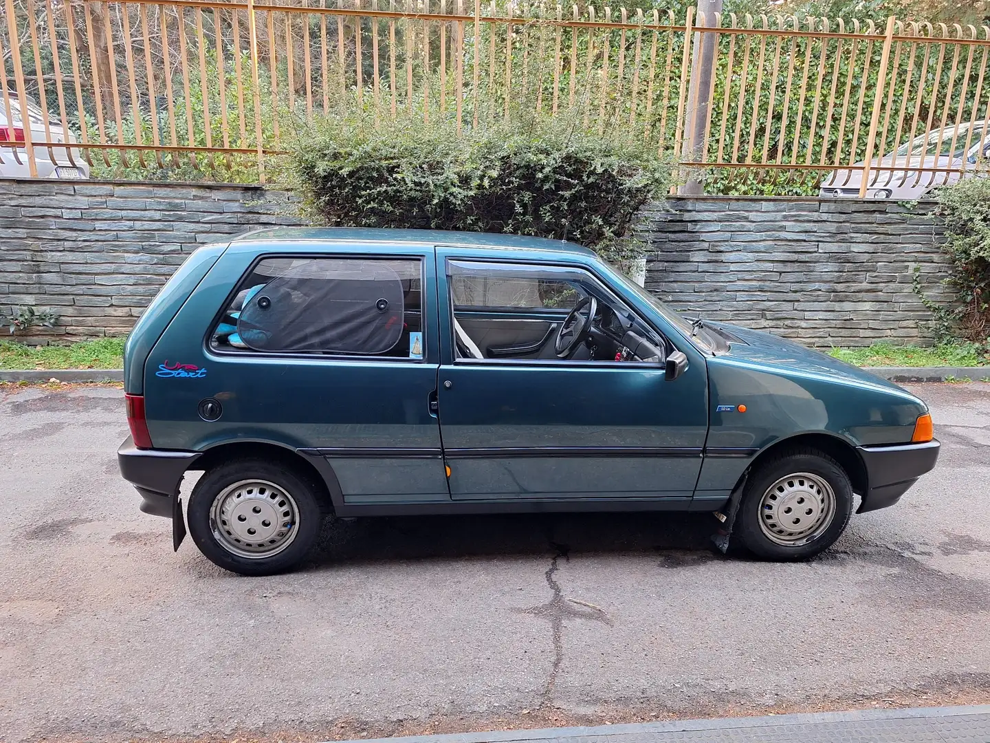 Fiat Uno 3p 1.1 CS2 - 2