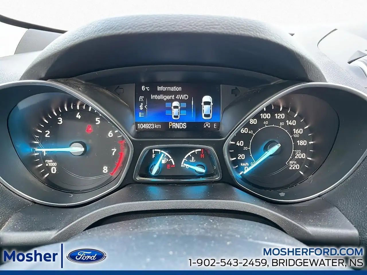 Ford Escape снимка Ford Escape