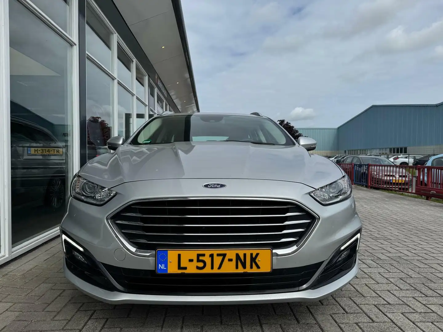 Ford Mondeo Wagon 2.0 IVCT HEV Titanium|Stoelverwaming|Navi|Cr Grijs - 2