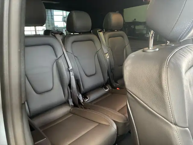 Mercedes-Benz V 300 d 4MATIC AVANTGARDE Lang AHK Winterp. SpurW Ansicht 26