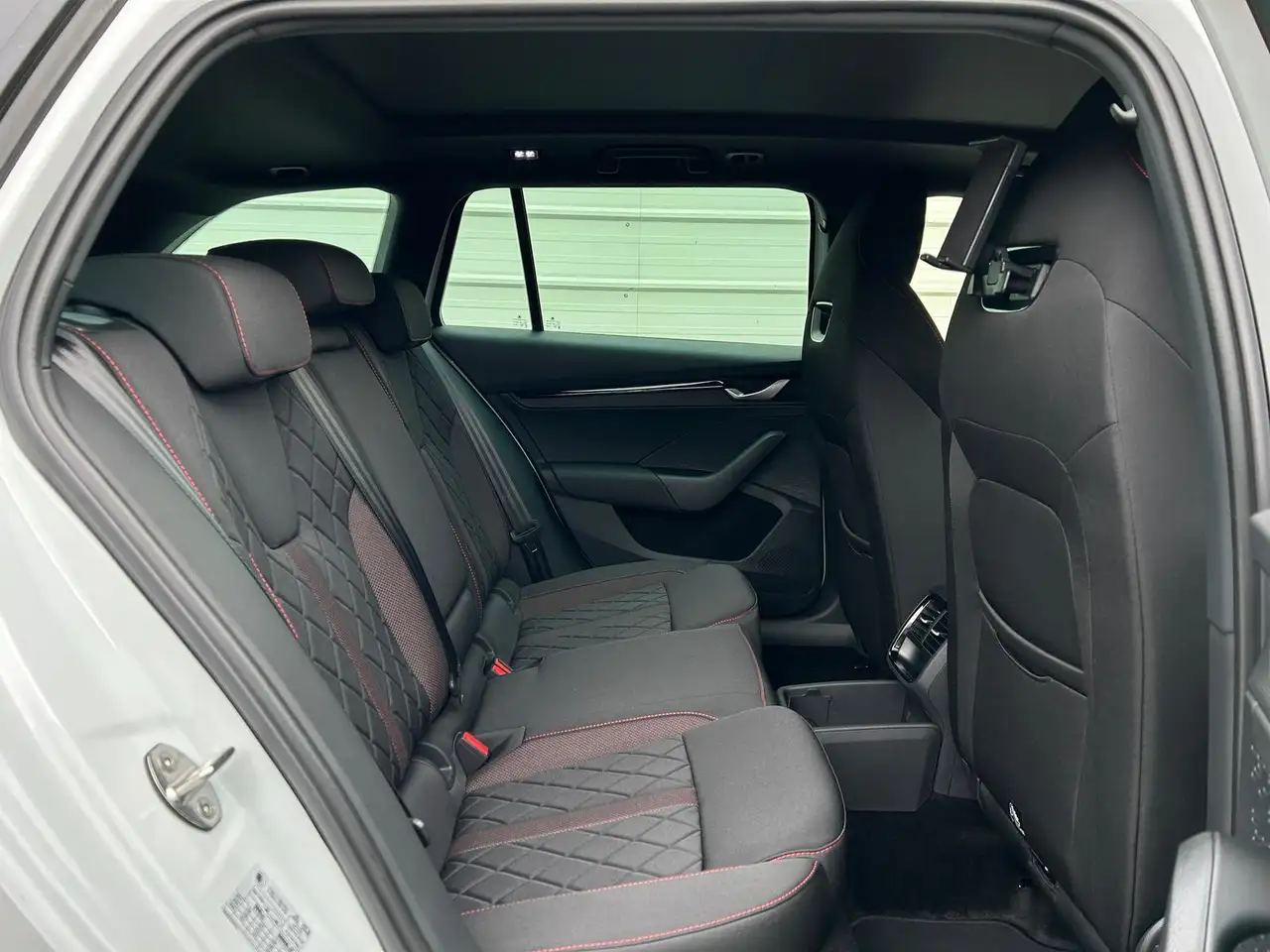 Skoda Octavia 2026 — фото 13