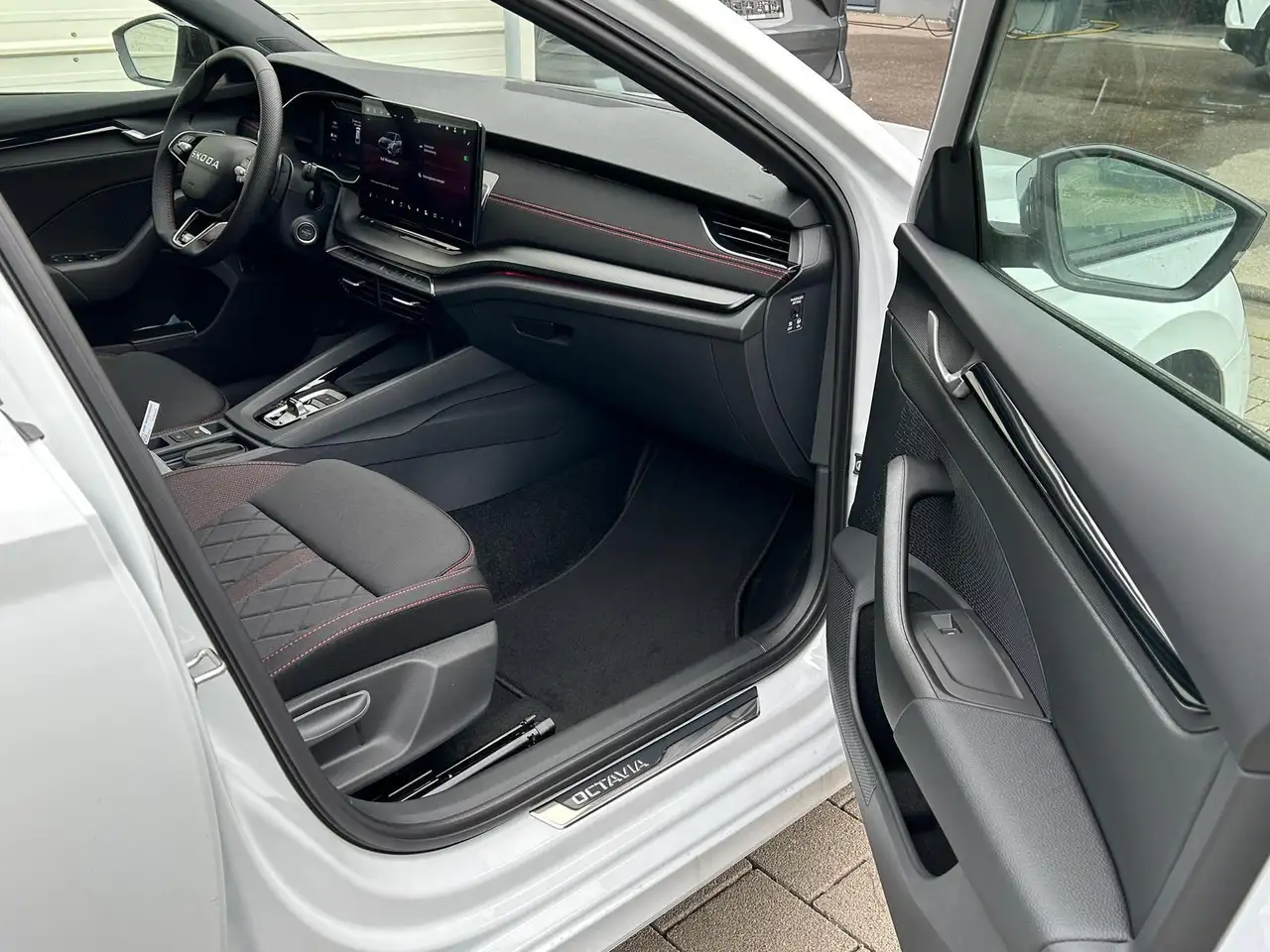 Skoda Octavia 2026 — фото 10