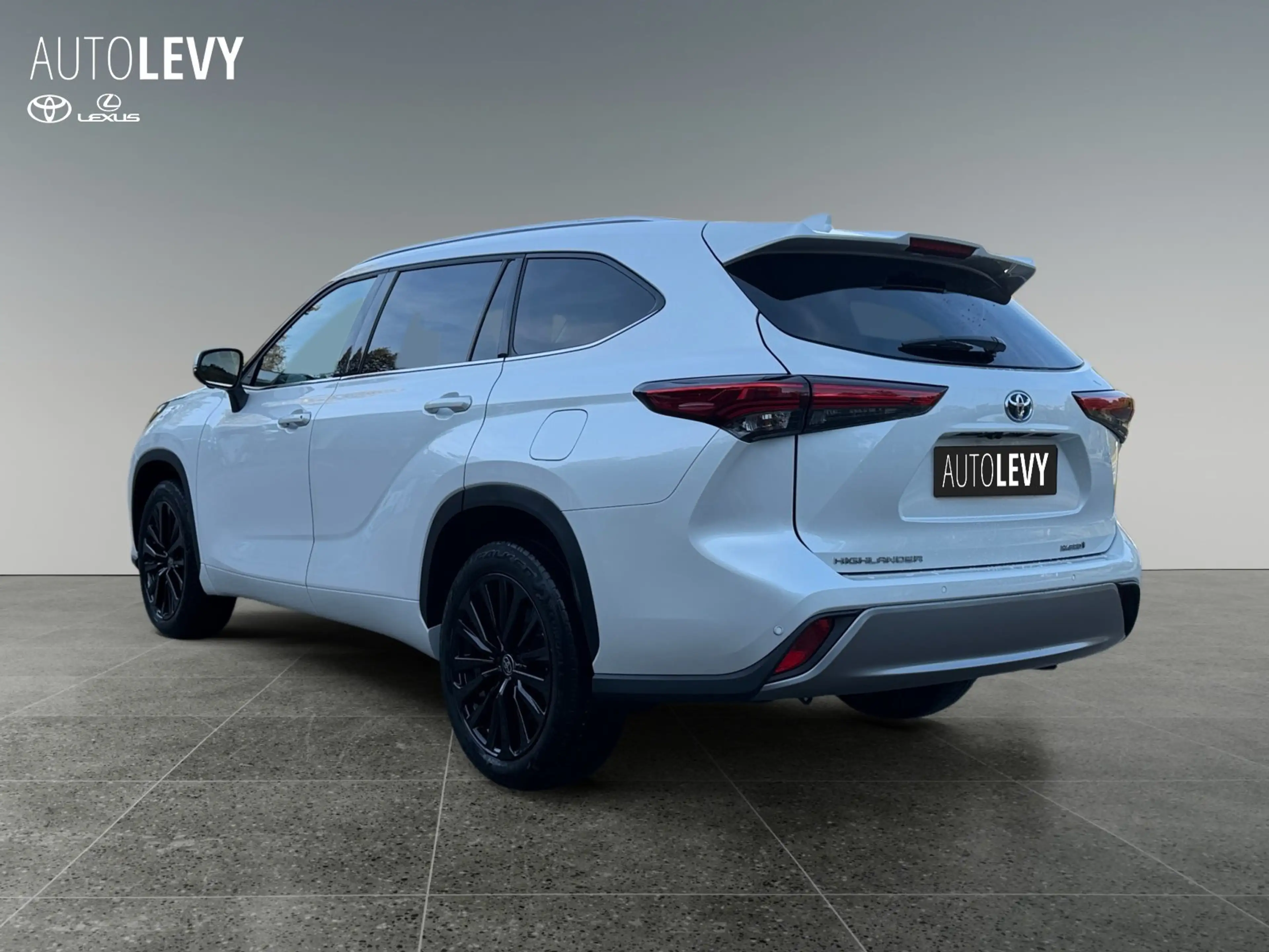 Toyota Highlander 2.5 Hybrid *HUD*NAVI*JBL*CARPLAY* — photo 4