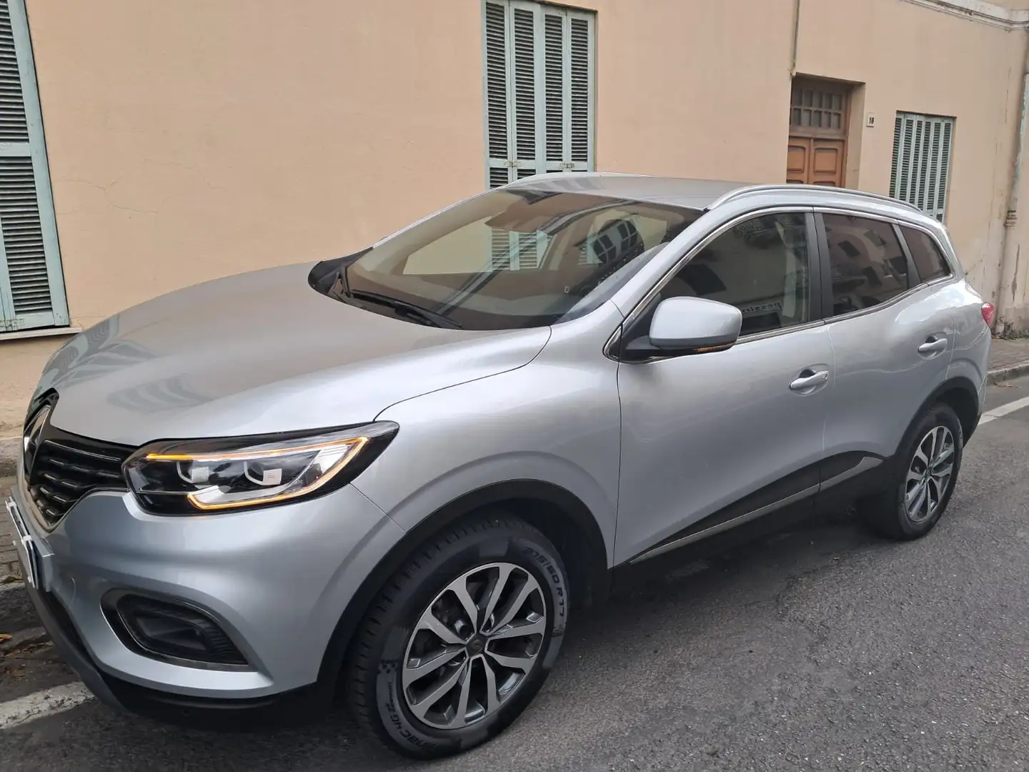 Renault Kadjar Kadjar 2020 1.5 blue dci Sport Edition2 115cv Plateado - 2