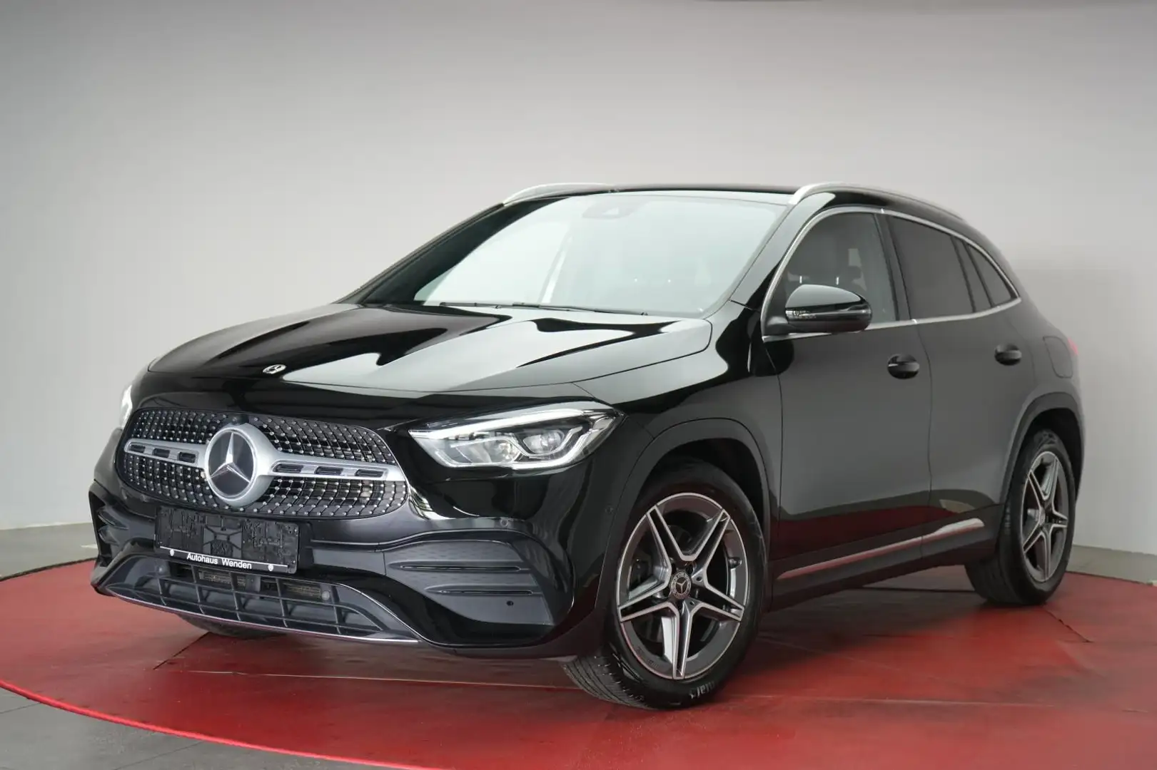 Mercedes-Benz GLA 200 7G-DCT AMG Navi/Temp/Kamera/Lane Schwarz - 2