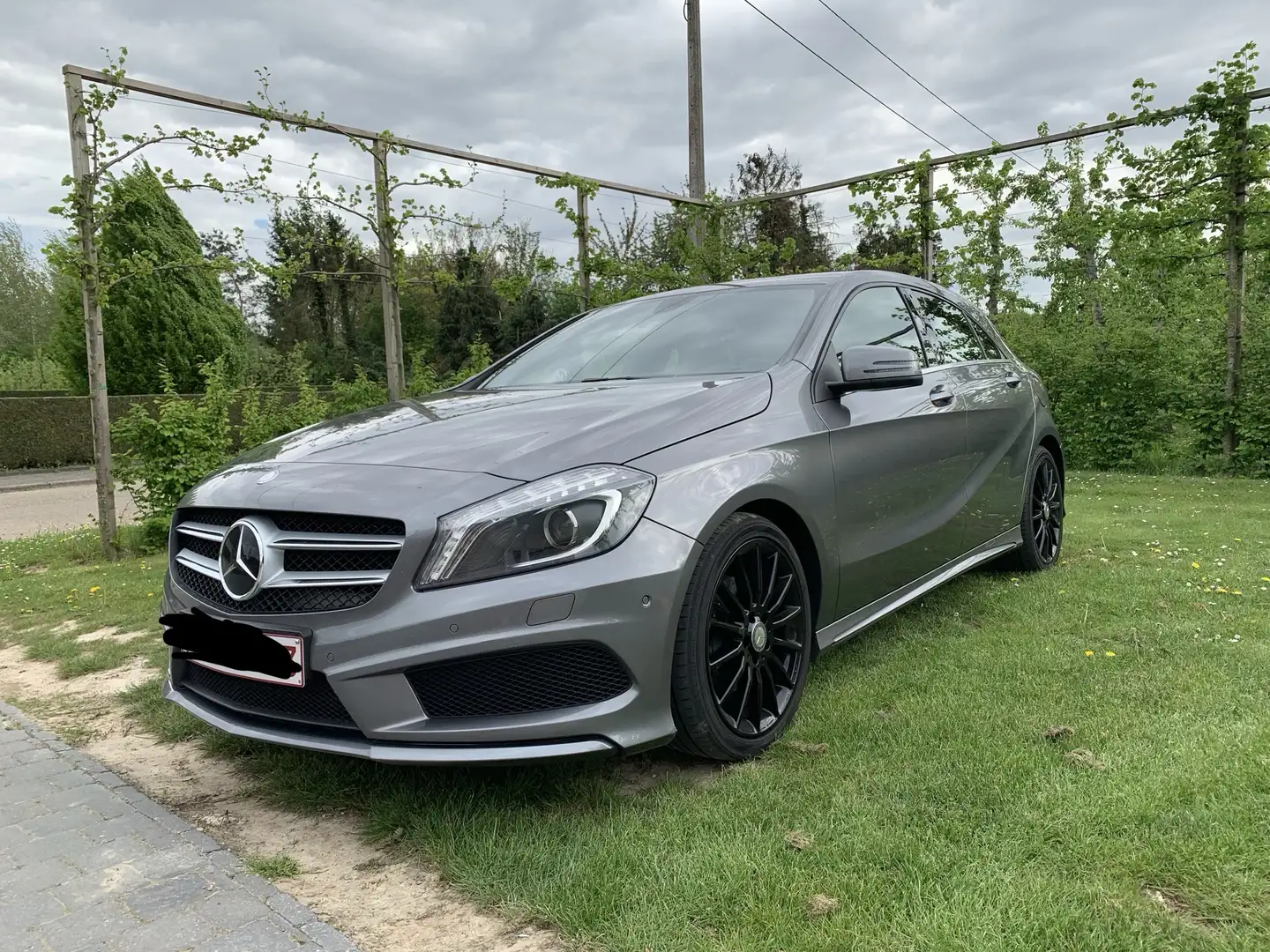 Mercedes-Benz A 180 AMG Line (Mercedes motor) - 1