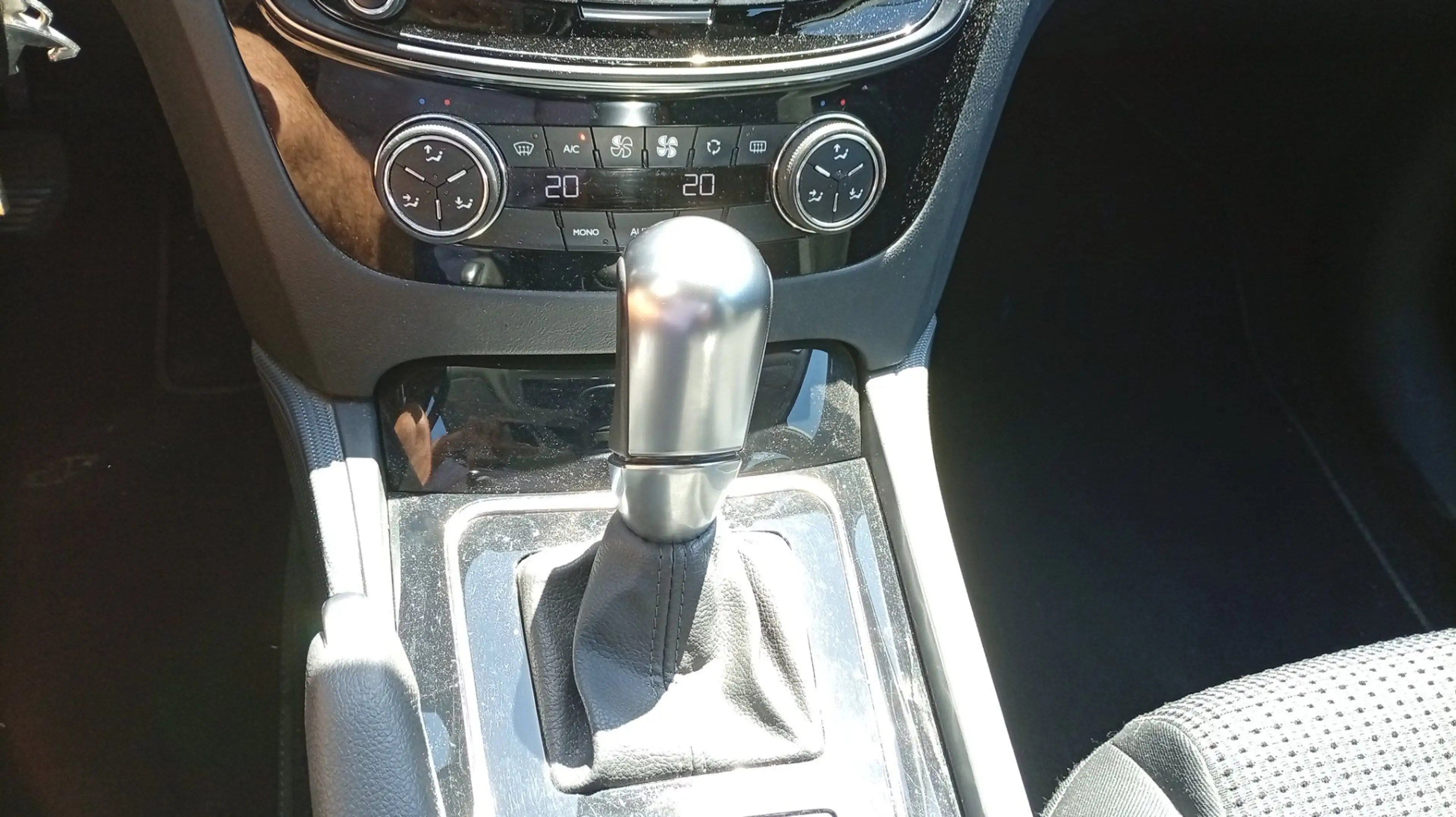 Peugeot 508 1,6HDI - Automat — photo 8