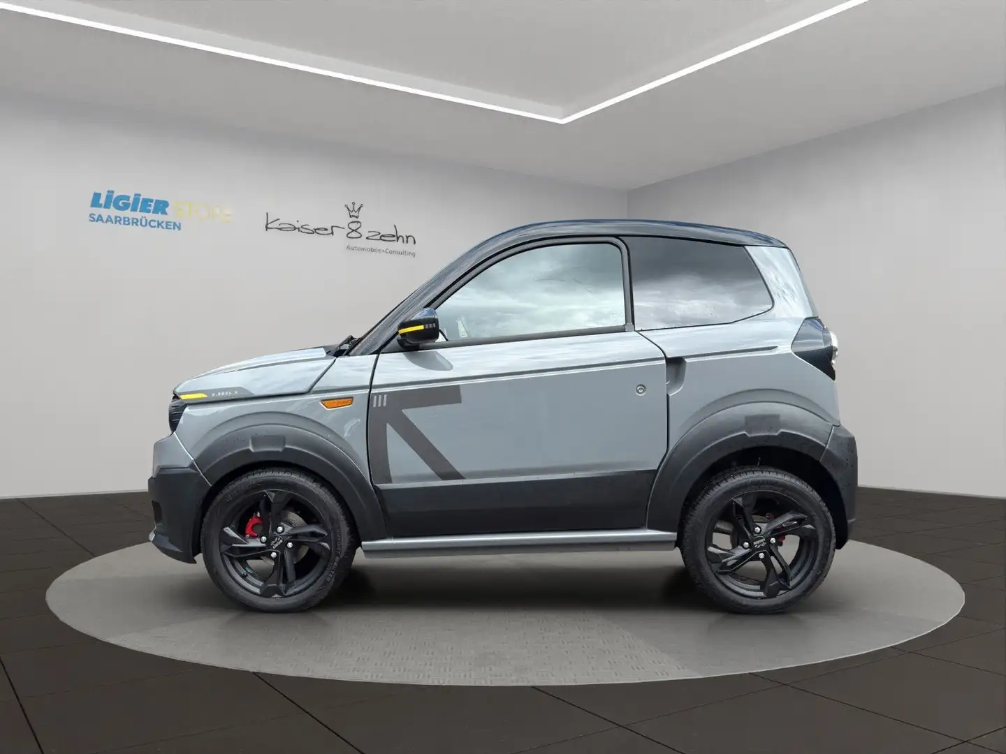 Ligier Myli MyLi D R.EBEL E5 *Servo* *Carplay* Grau - 2