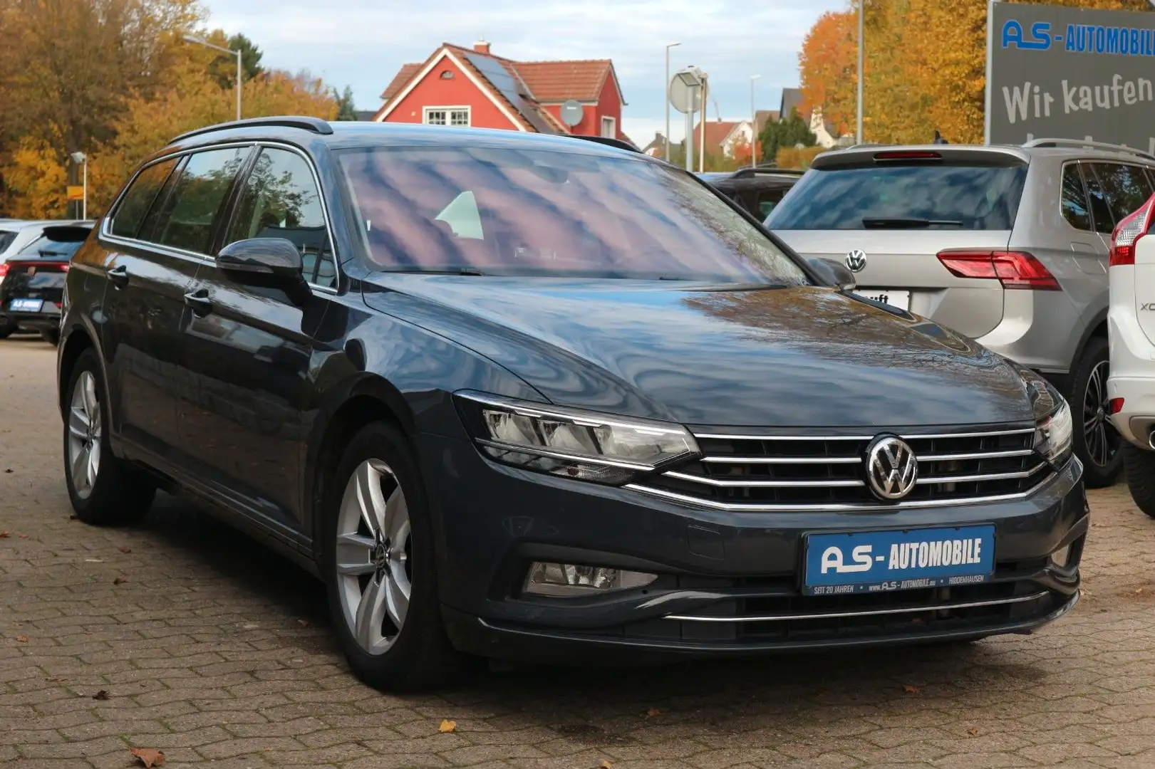 Volkswagen Passat Variant Business *2.HD/DSG/ACC/RFK/AHK* Grau - 1