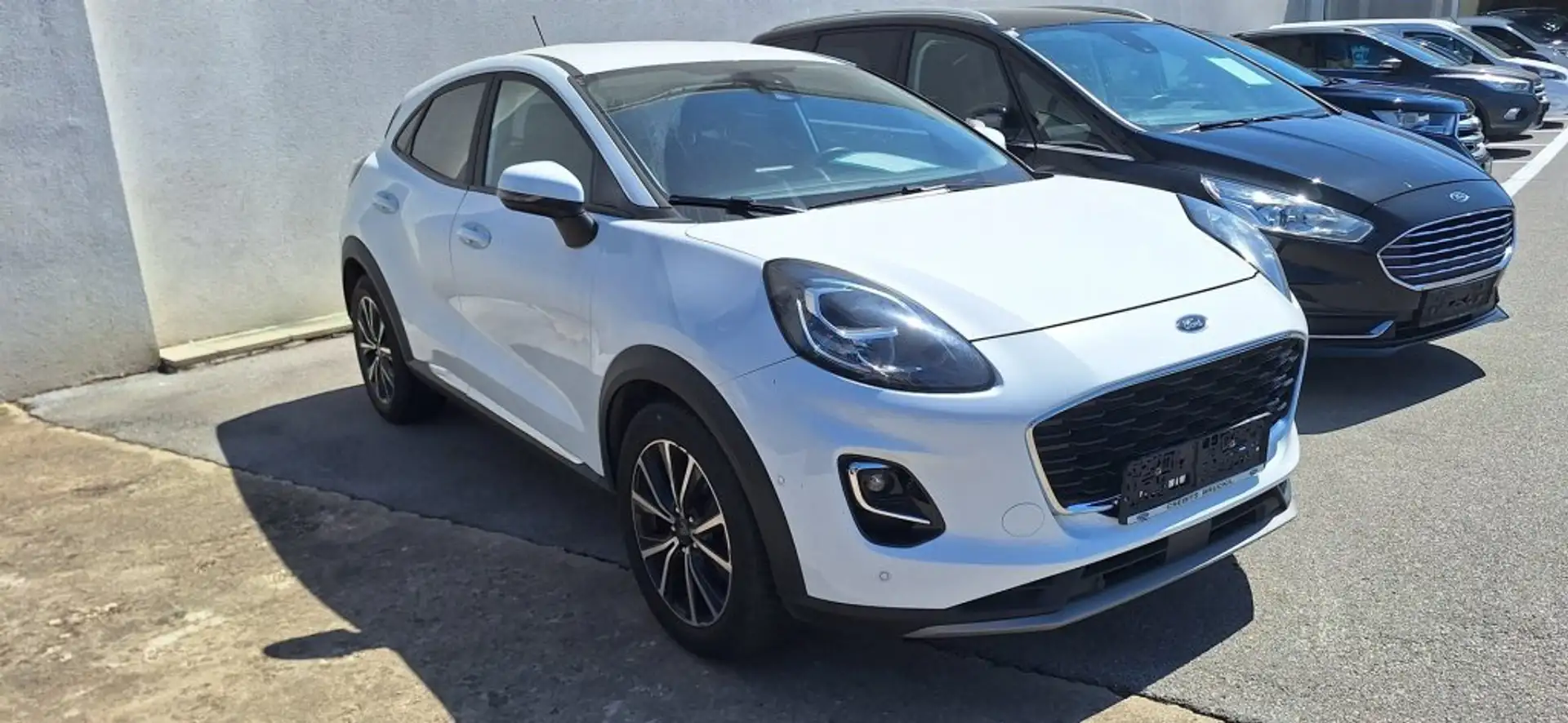 Ford Puma Titanium 1,0 EcoBoost Automatik Weiß - 1
