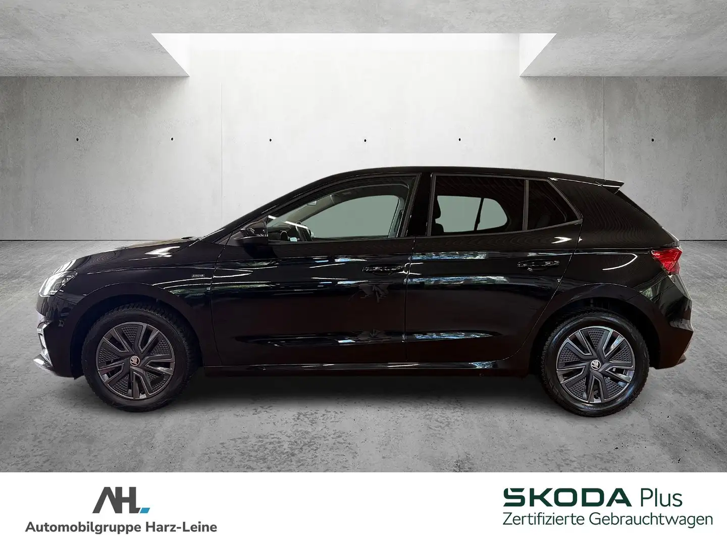 Skoda Fabia 1.0 TSI Drive DSG LED Navi Pano ACC RFK Schwarz - 2