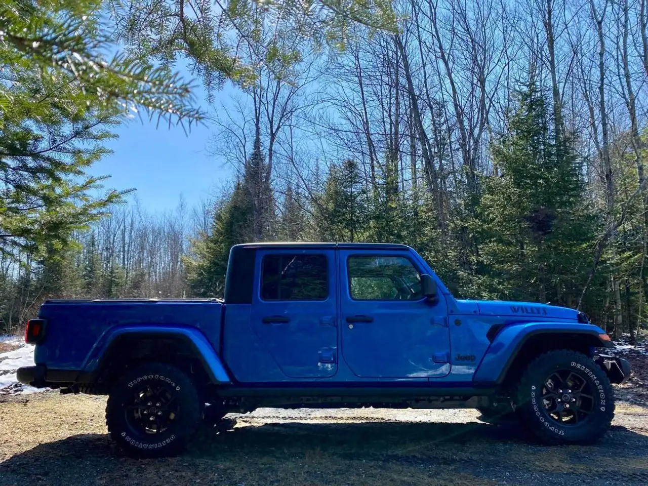 Jeep Gladiator снимка Jeep Gladiator