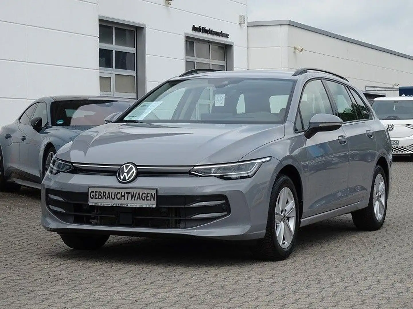Volkswagen Golf Variant 1.5 TSI Life / AHZV - # Facelift Grau - 1