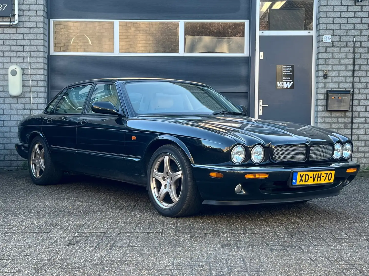 Jaguar XJR 4.0 V8 SUPERCHARGET NL auto boekjes T.I. Schwarz - 2
