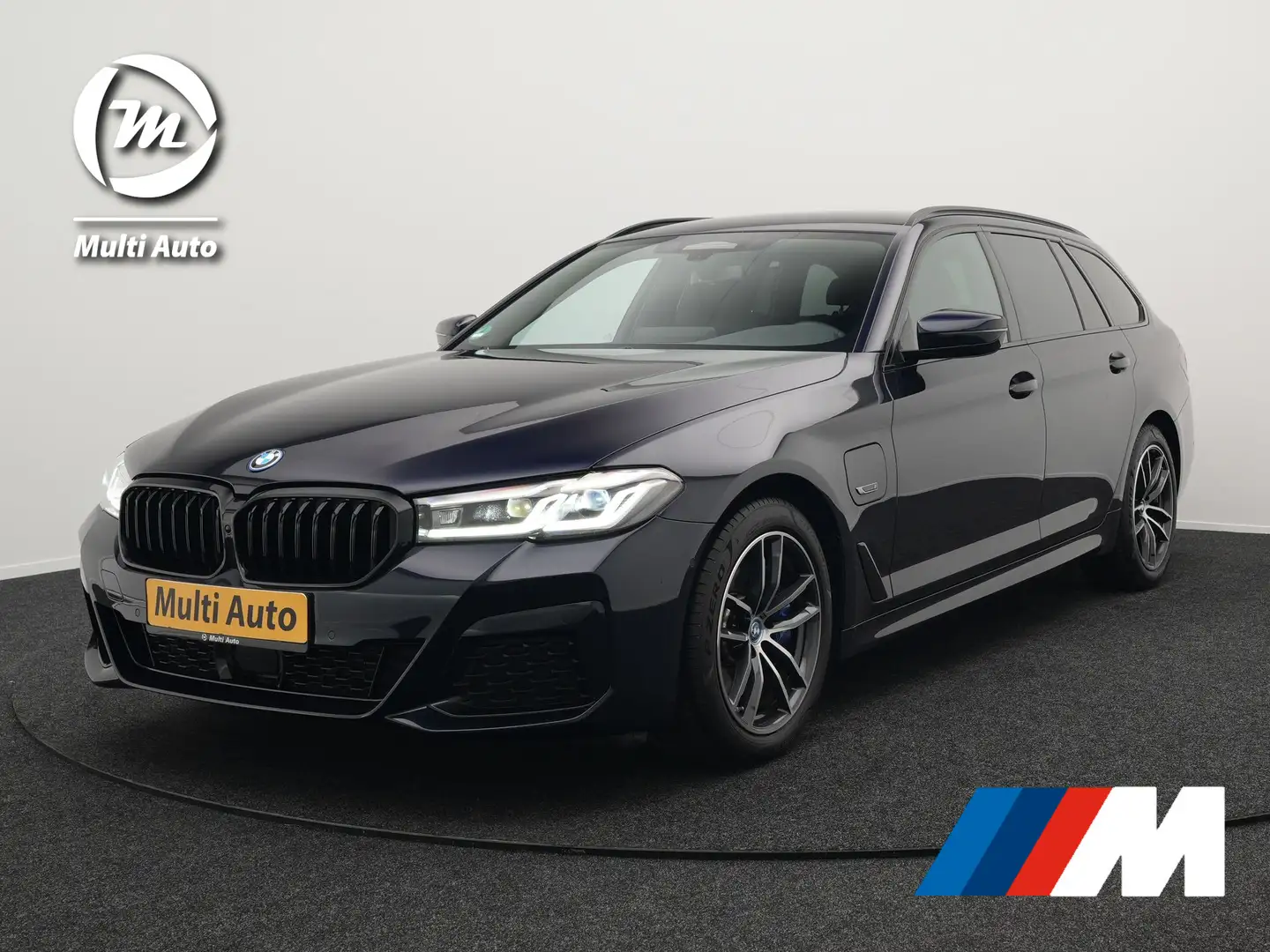BMW 530 5-serie Touring 530e xDrive M Sport Plug in Hybrid Czarny - 1