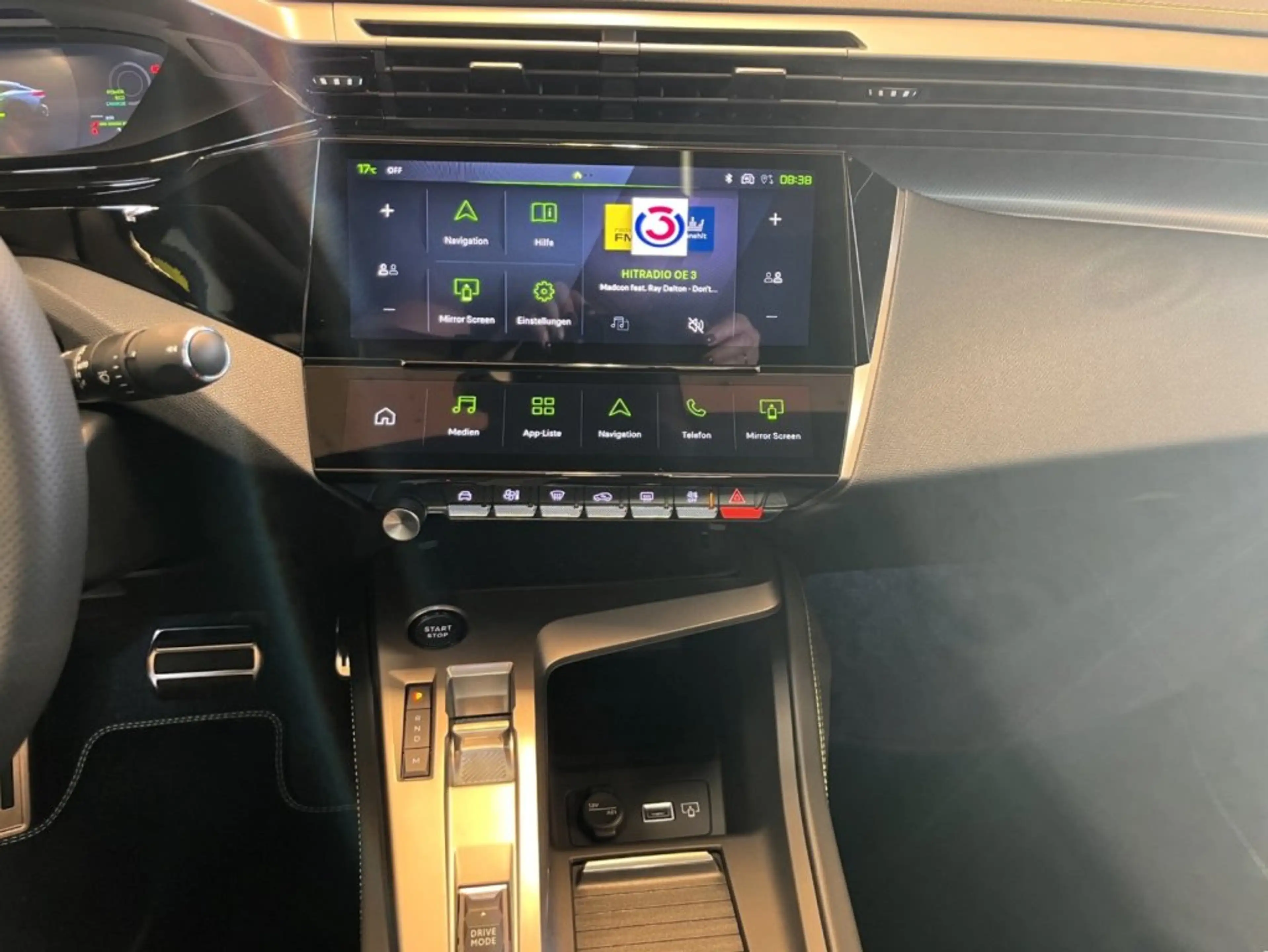 Peugeot 408 Neuer 408 GT EXCLUSIVE MHEV 145 e-DCS6 — photo 15