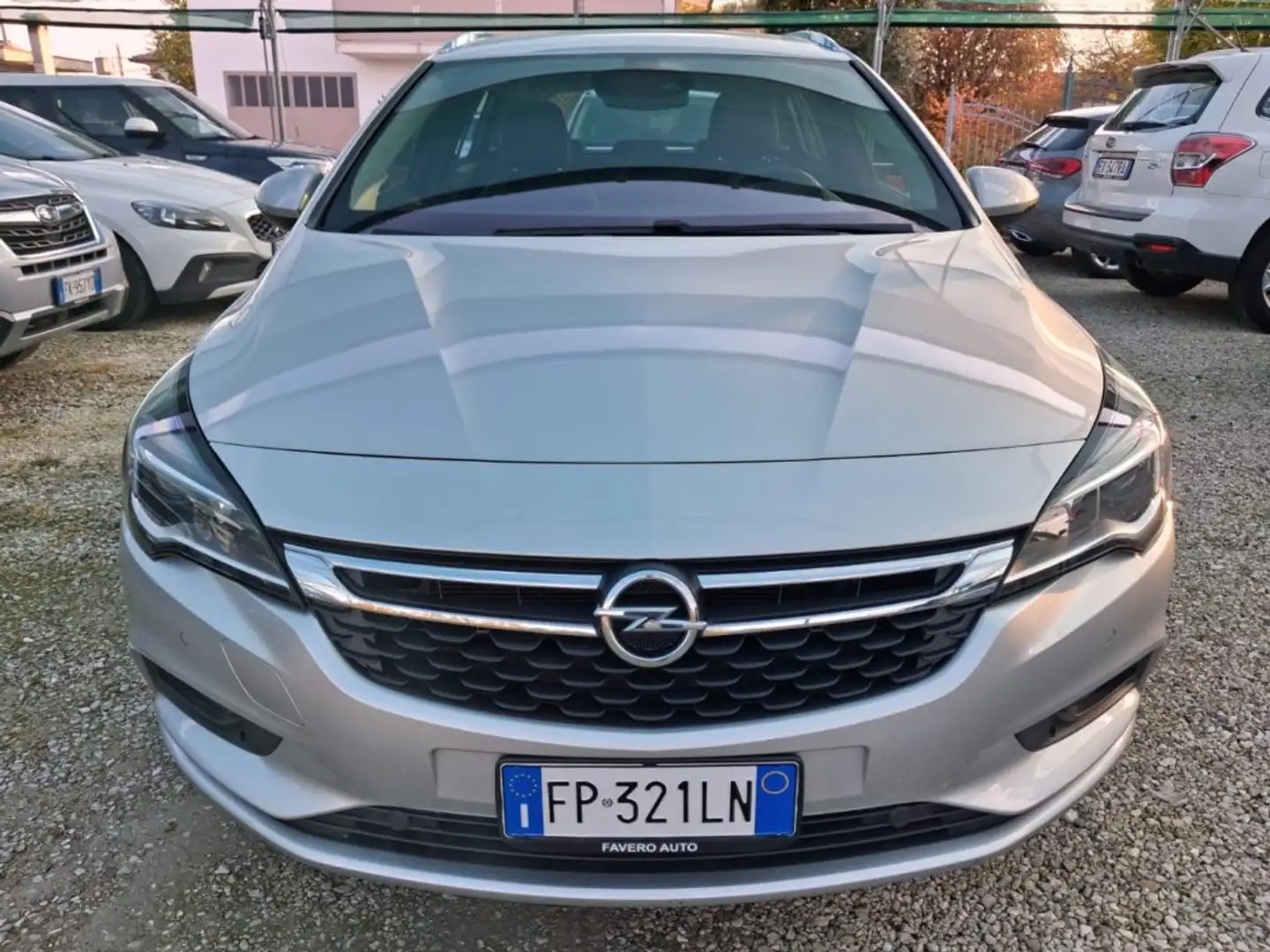 Opel Astra 1.6 CDTi 136CV aut. Sports Tourer Innovation Argento - 2