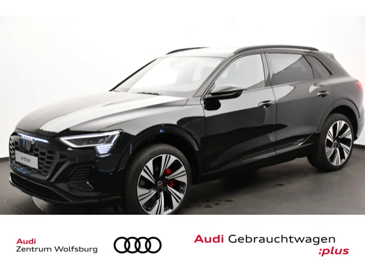Audi Q8 e-tron Q8 55 e-tron quattro S line Fekete - 1