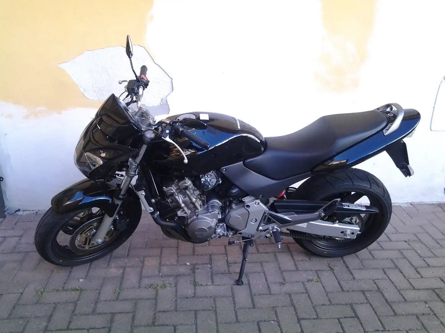 Honda Hornet 600 anno 2005 Чорний - 1