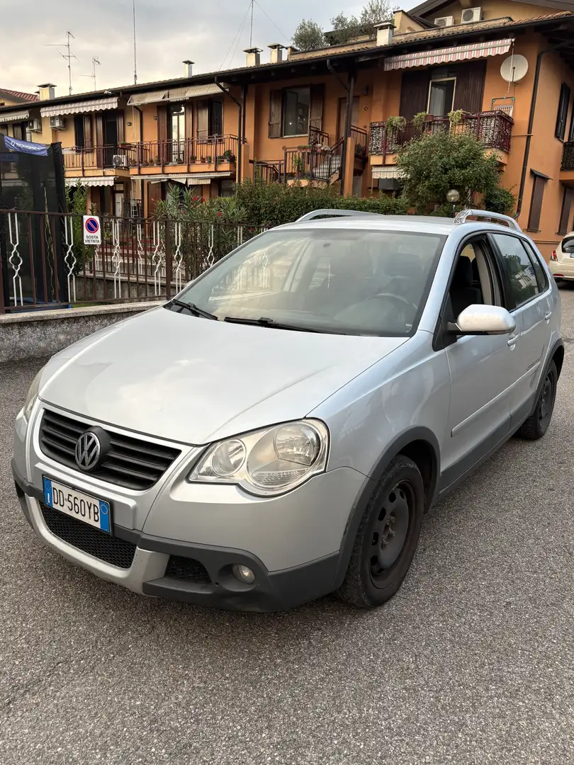 Volkswagen Polo Cross - 2