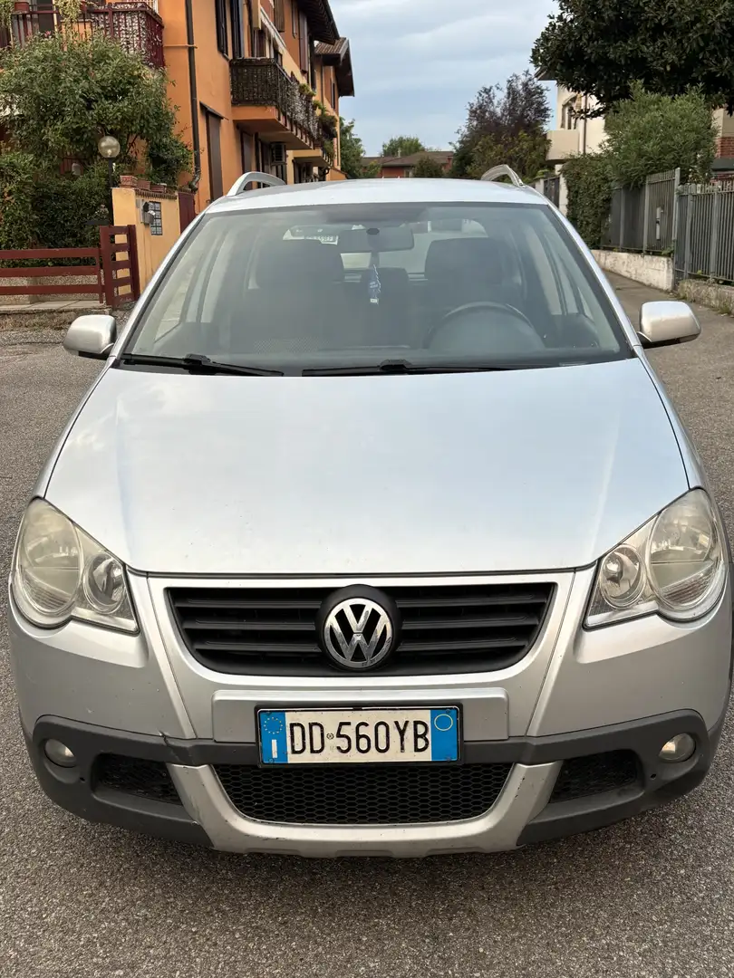 Volkswagen Polo Cross - 1