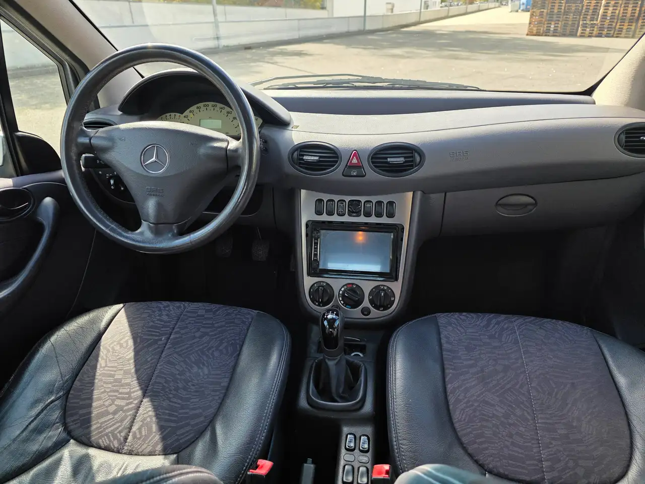 Mercedes-Benz A 140 A-Klasse Avantgarde TÜV NEU 09/2028 Lamellendach, foto 10