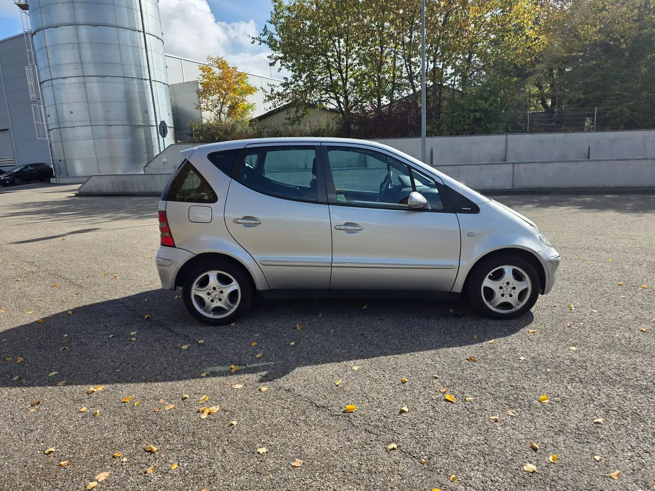 Mercedes-Benz A 140 A-Klasse Avantgarde TÜV NEU 09/2028 Lamellendach, foto 4