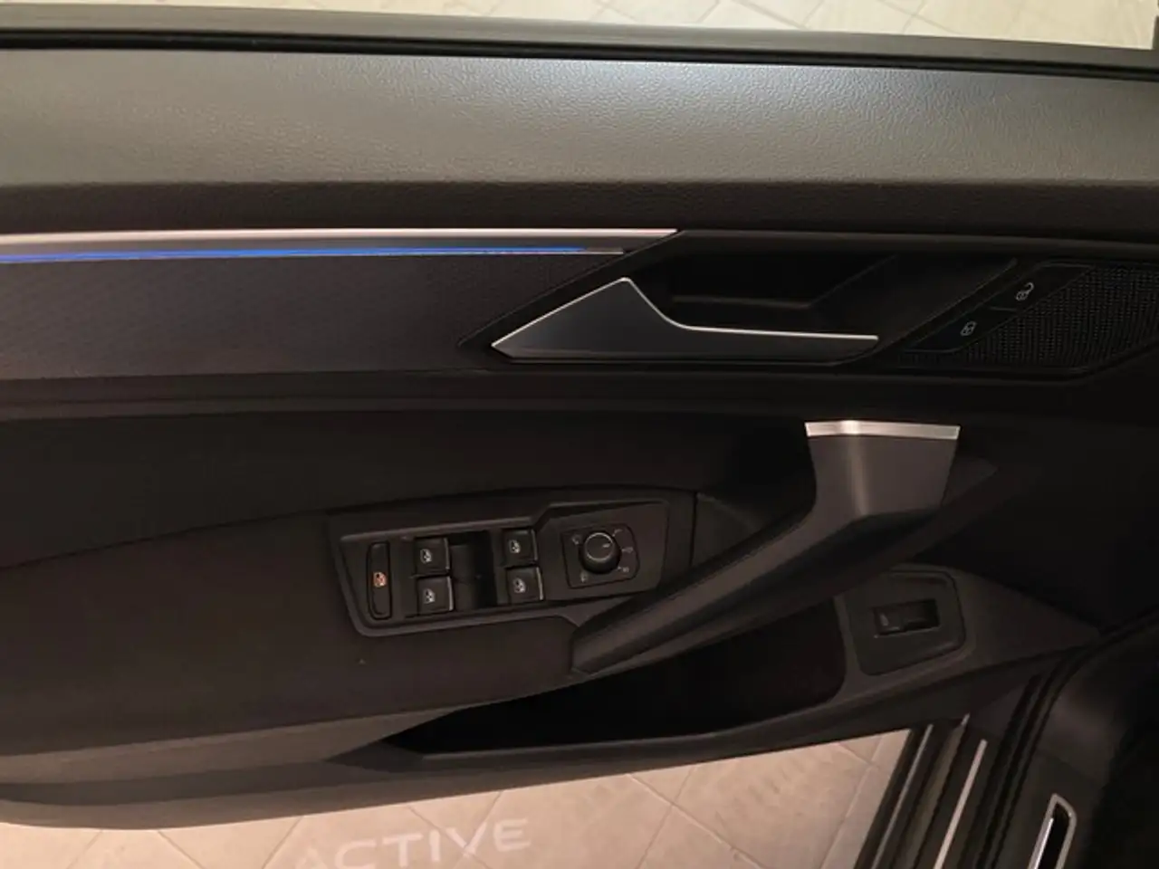 Volkswagen Tiguan 2.0 TDI Life, миниатюра 19