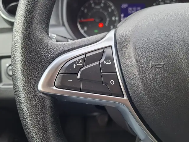 Dacia Duster view 10