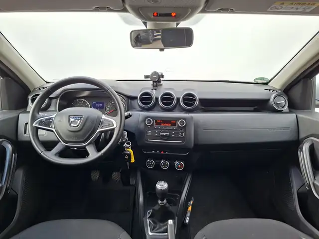 Dacia Duster view 4