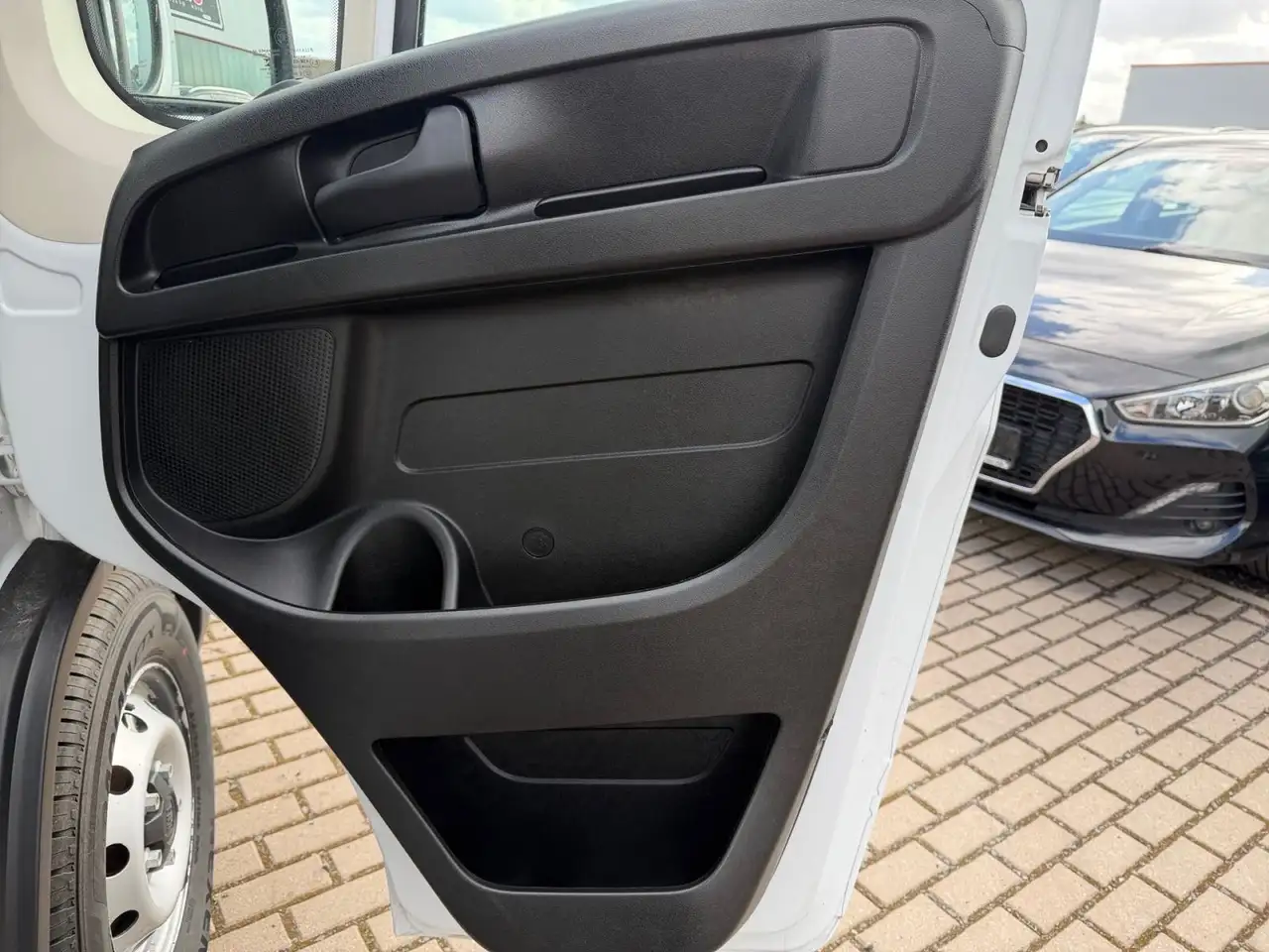 Fiat Ducato 2.2 Multijet3 L5H2 35 Maxi 6-MT Maxi 3,5 15