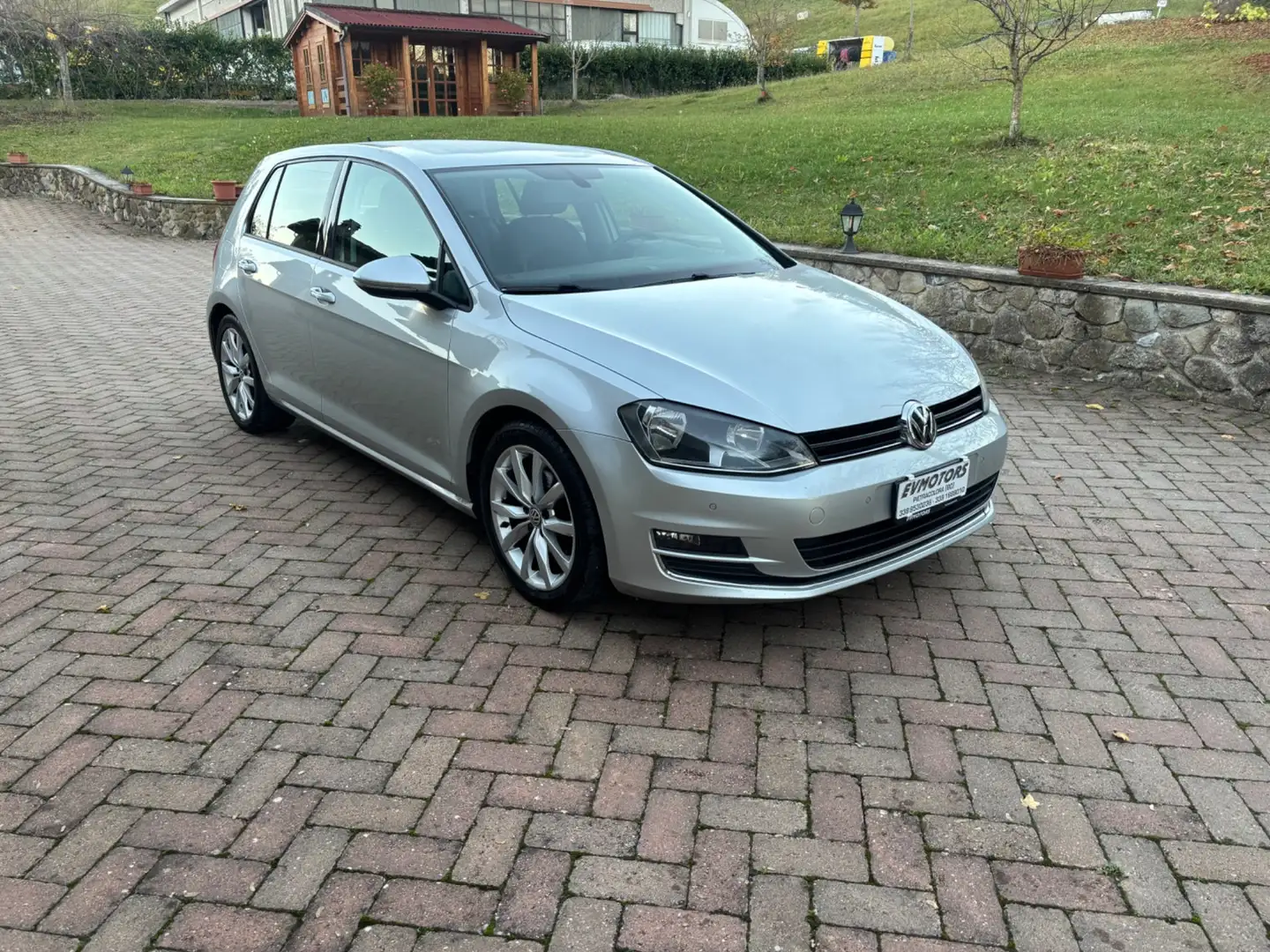 Volkswagen Golf Golf 1.6 TDI 110 CV 5p. 4MOTION Highline BlueMotio Grau - 2