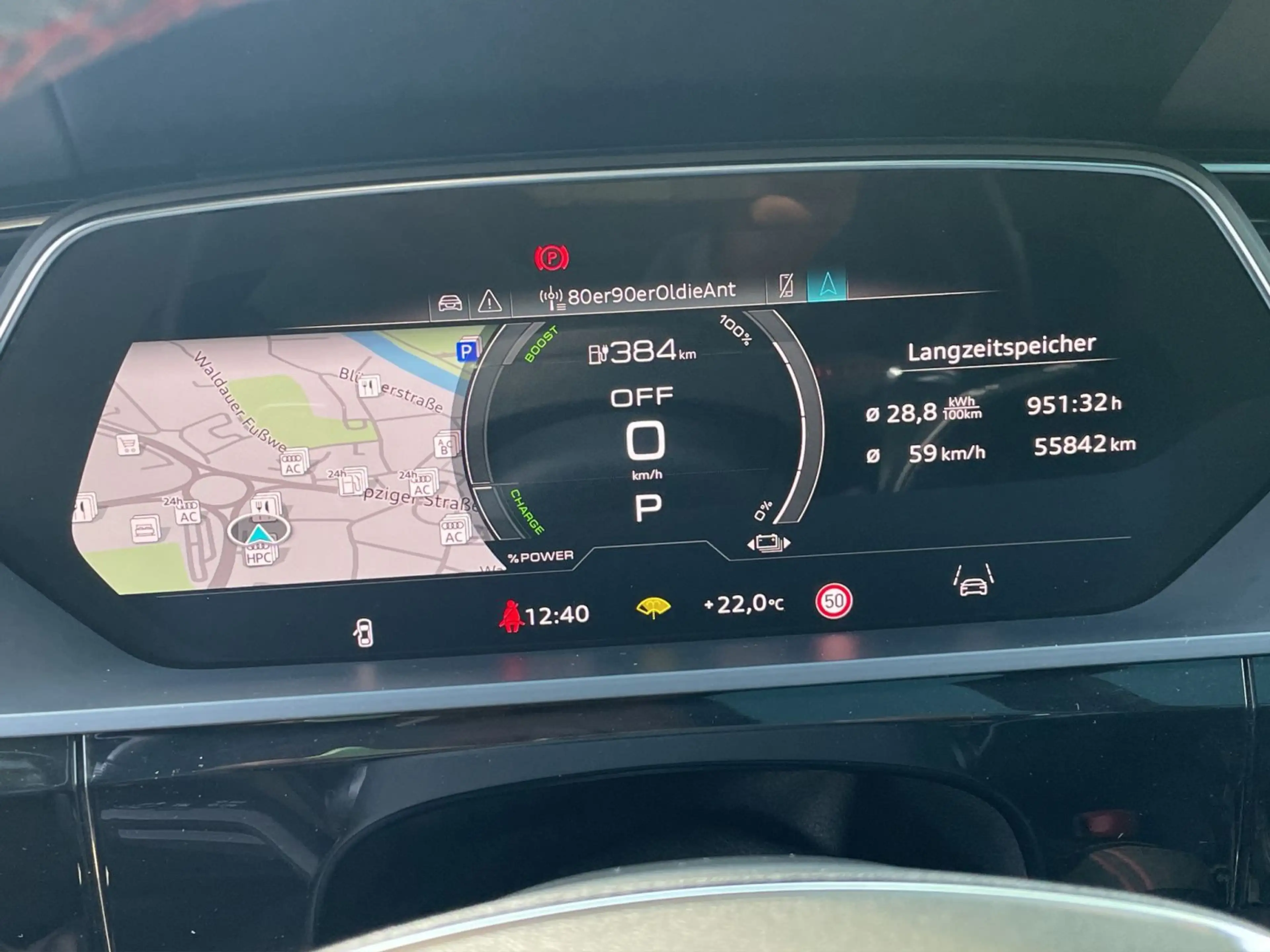 Audi Q8 e-tron Q8 55 e-tron qu. S line Matrix B&O Pano HuD AHK — photo 13
