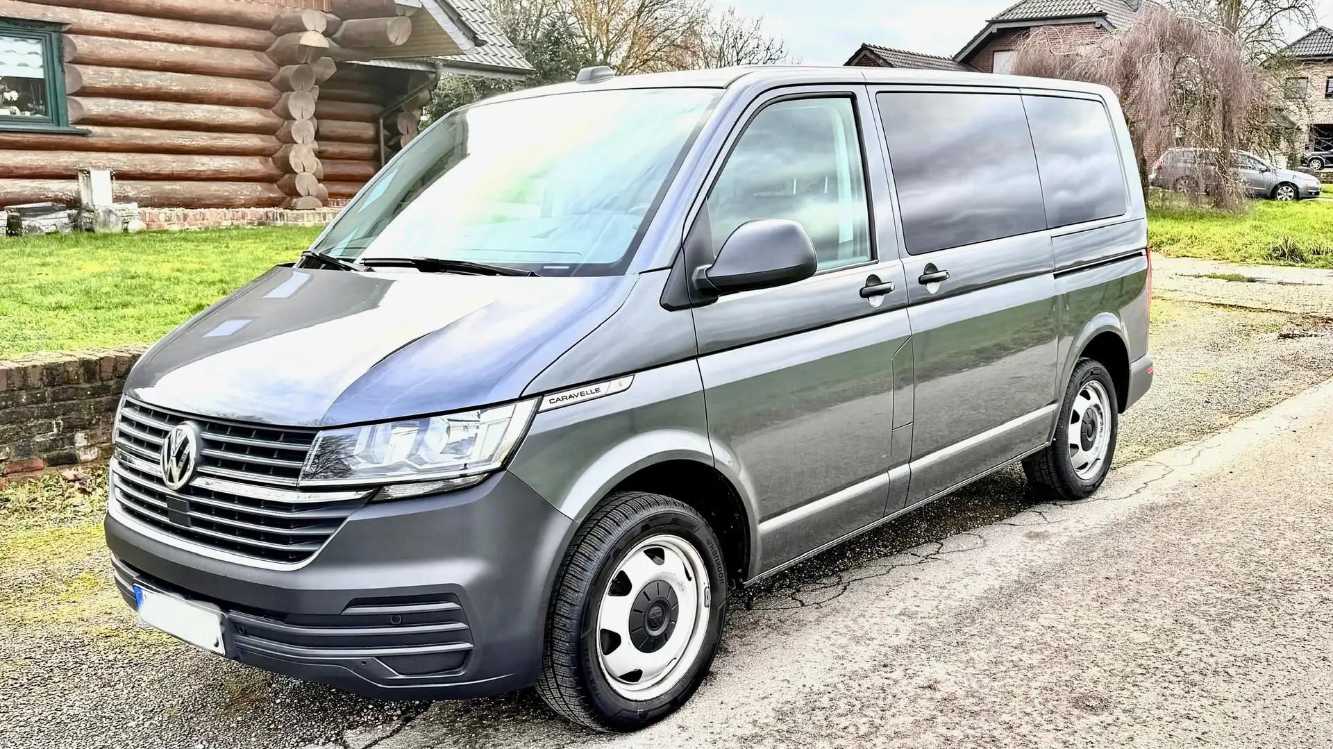 Volkswagen T6.1 Caravelle **Caravelle T6.1 DSG, AHK, Standheiz., 1. Hd.** Gri - 2