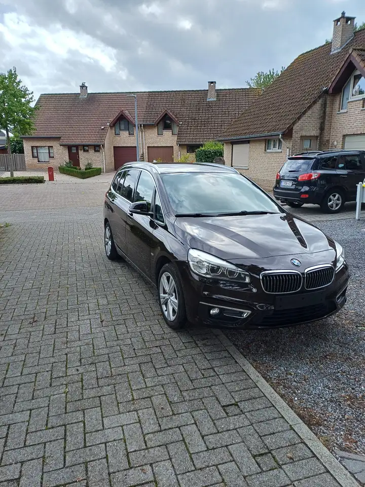 BMW 216