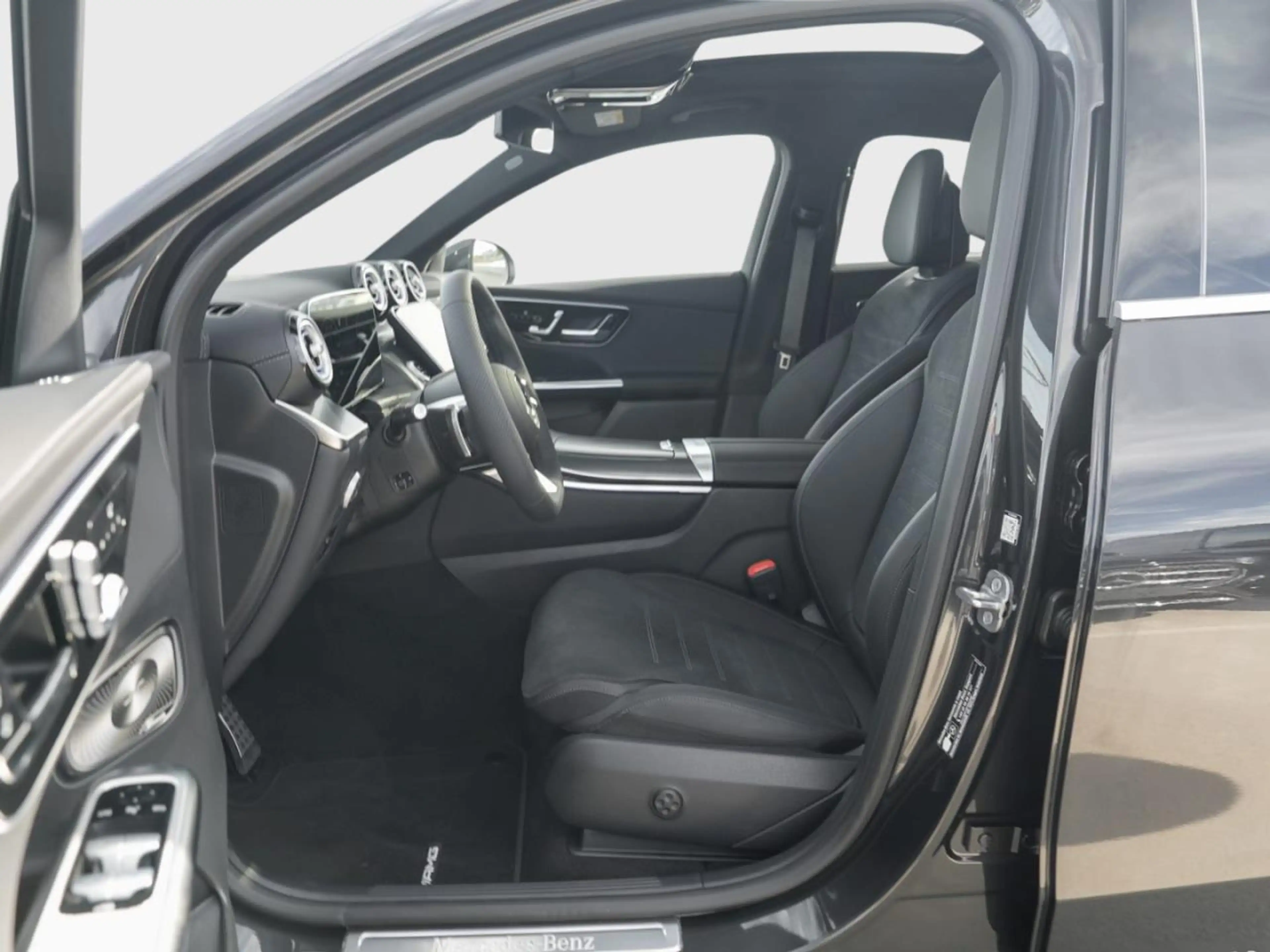 Mercedes-Benz GLC 220 d 4M Coupé AMG Panorama Distronic AHK — photo 7