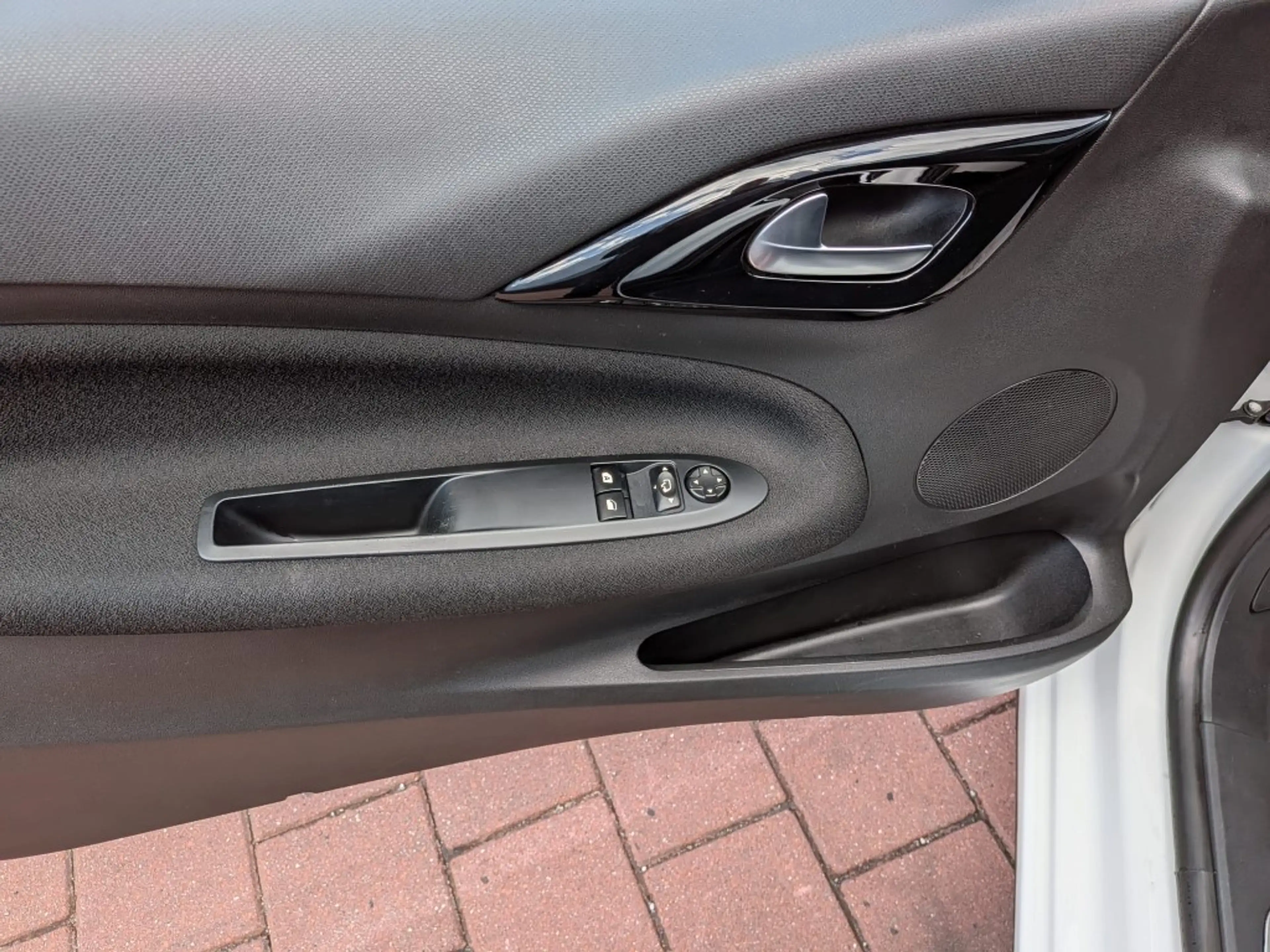 DS Automobiles DS 3 1.2 PureTech Business — photo 14