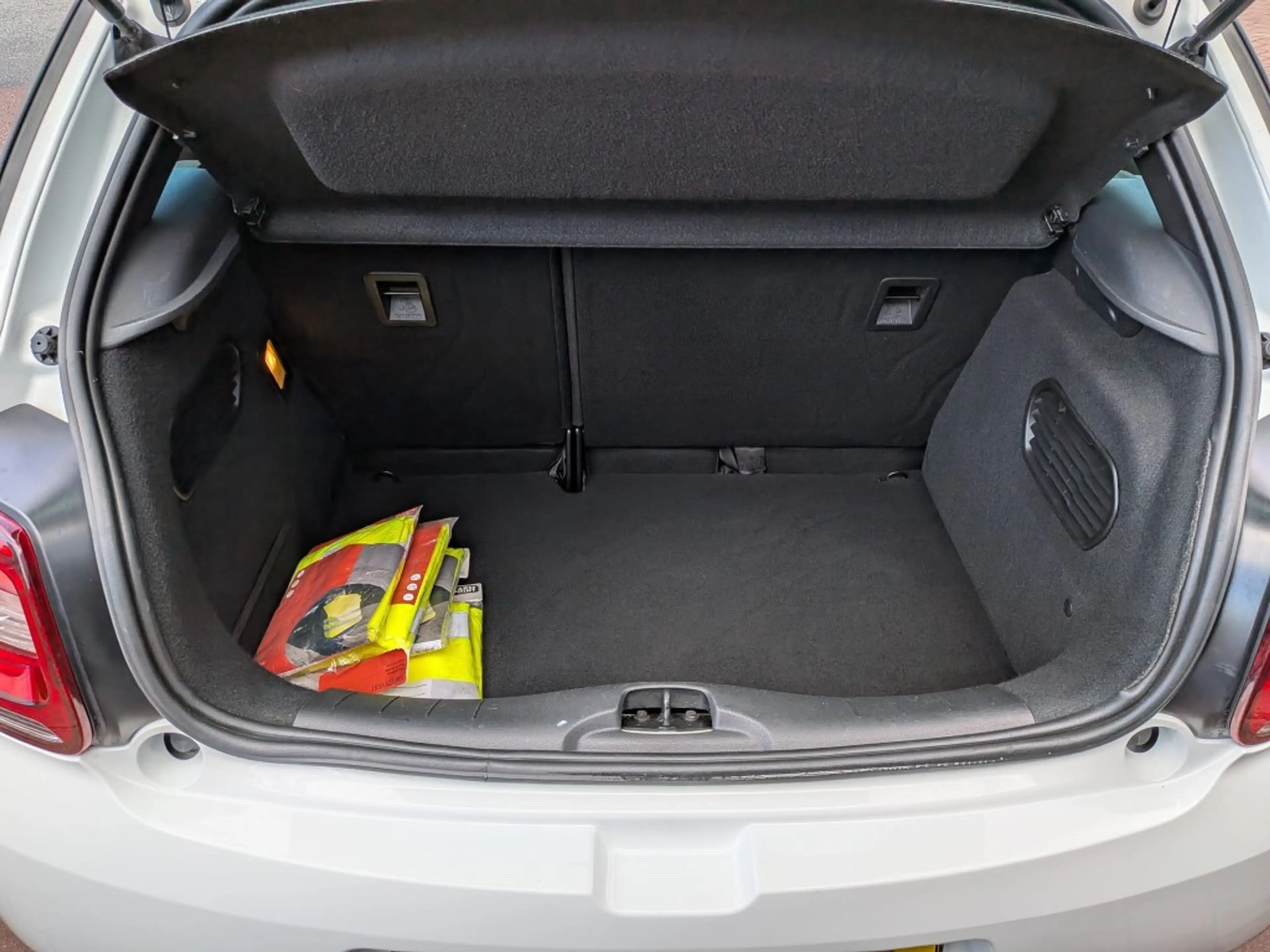 DS Automobiles DS 3 1.2 PureTech Business — photo 18
