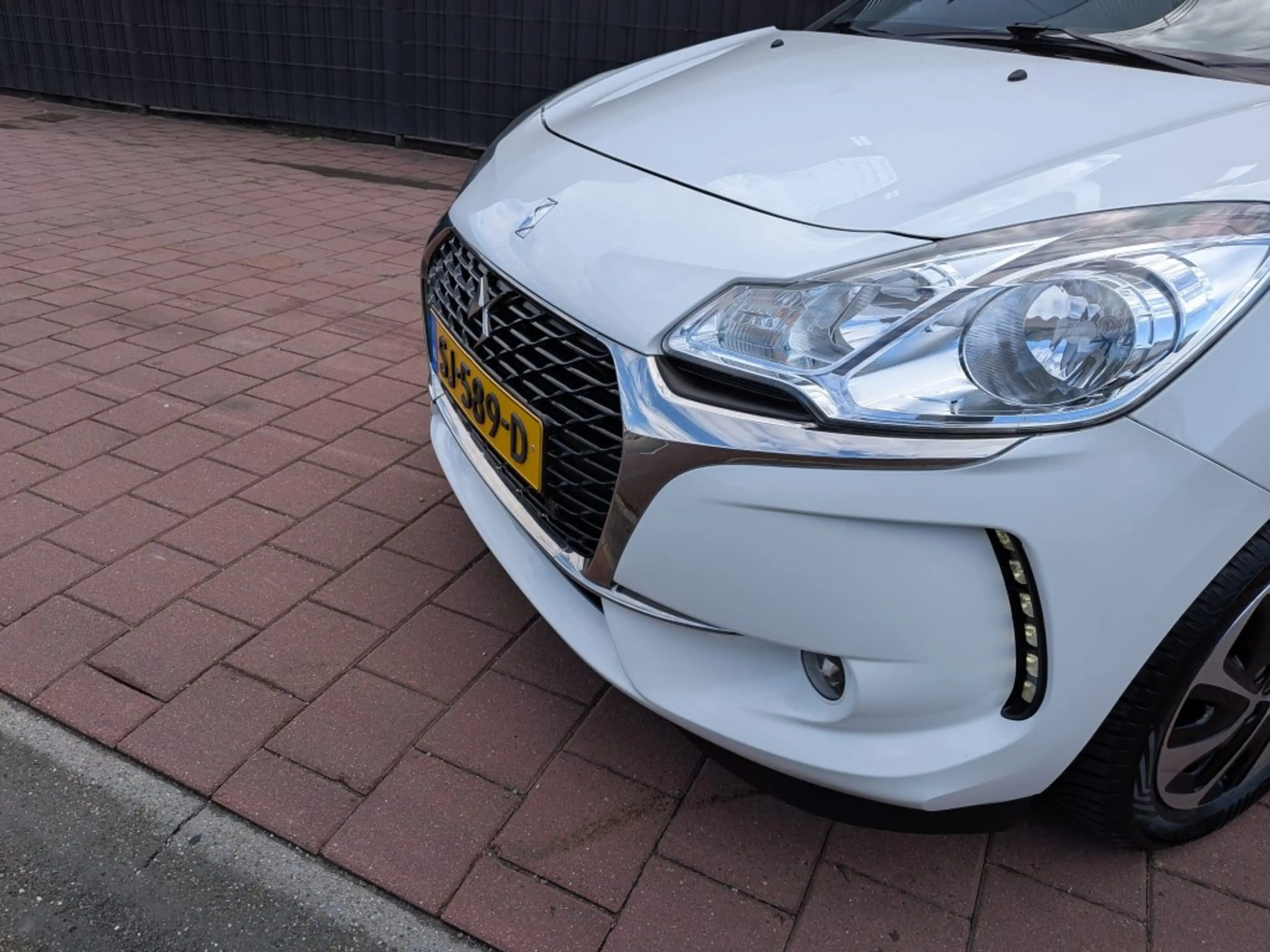 DS Automobiles DS 3 1.2 PureTech Business — photo 10
