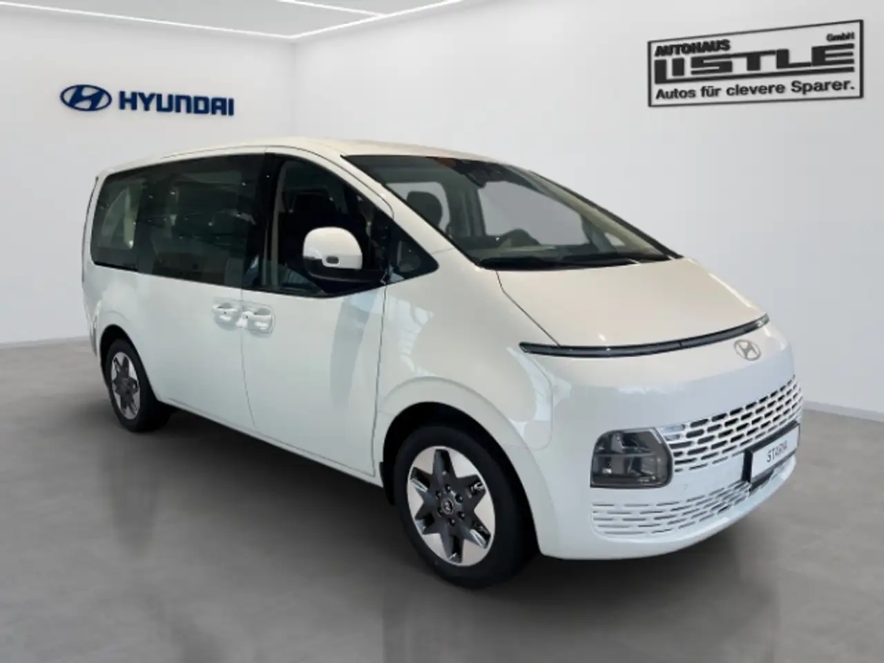Hyundai Staria 2026