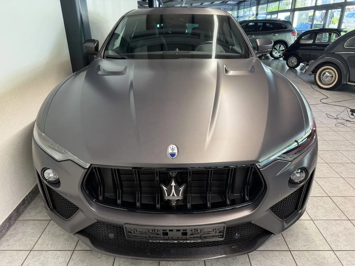 Maserati Levante Trofeo Q4 S-Close 360° Carbon Sitzkli Grau - 2