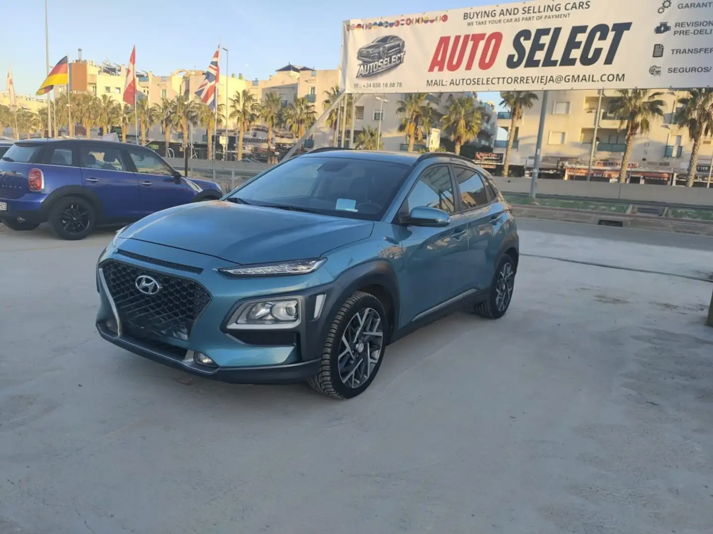 Hyundai KONA HEV 1.6 GDI DT Style Sky Blauw - 1
