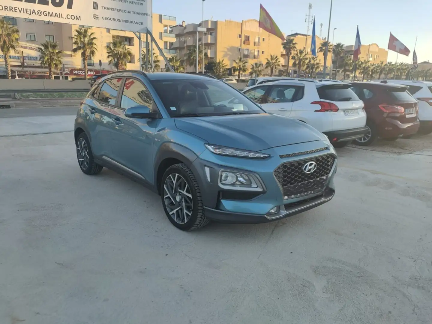 Hyundai KONA HEV 1.6 GDI DT Style Sky Blauw - 2