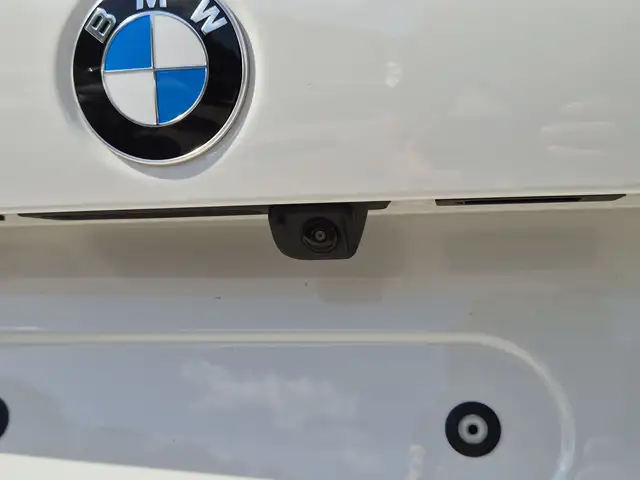 BMW 1 Series view 14