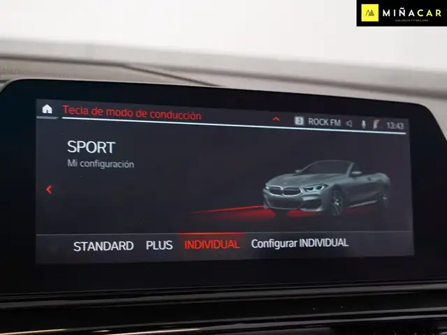 BMW 8 Series view 30