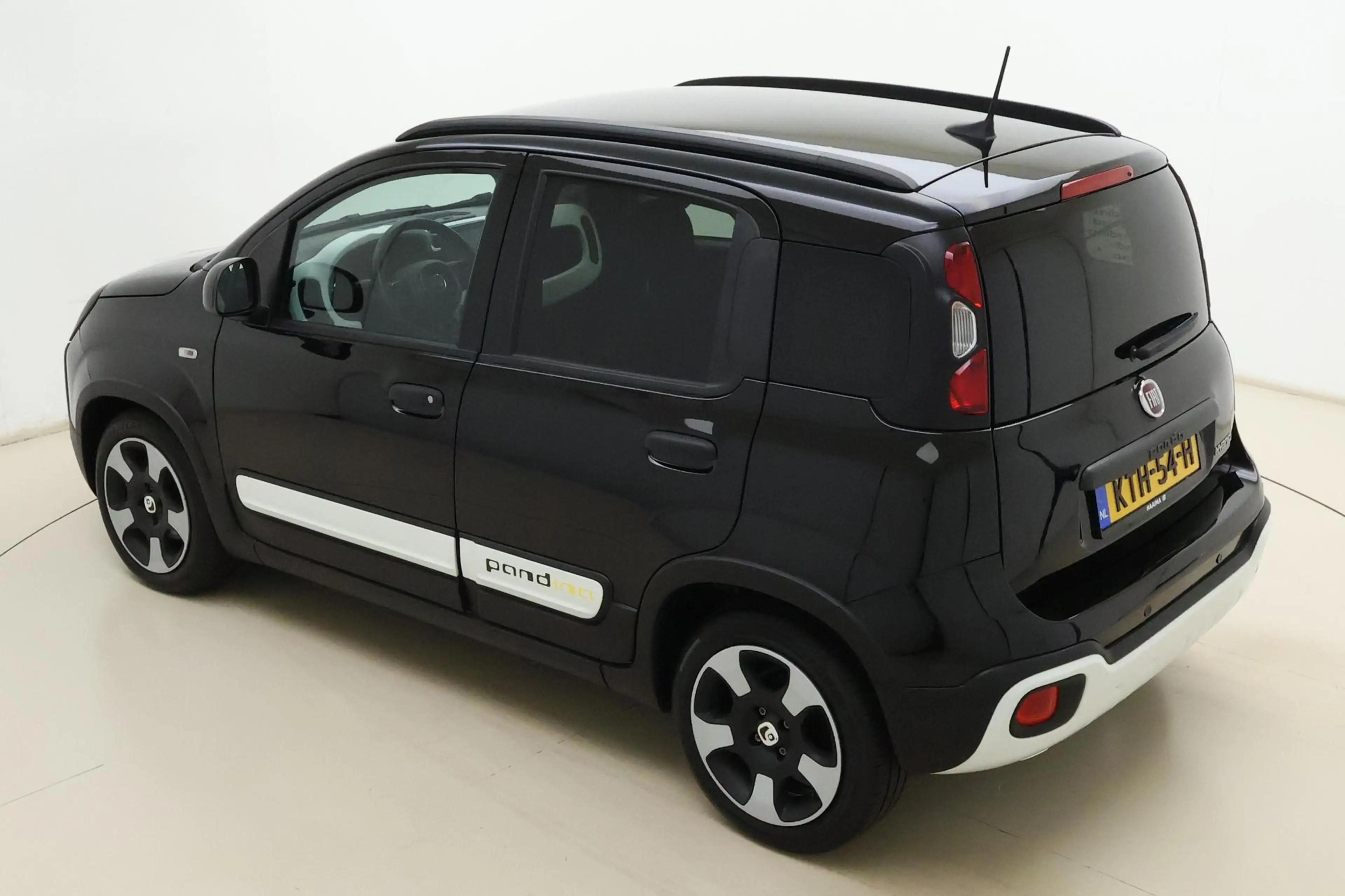 Fiat Panda 1.0 Hybrid Pandina | Airco | Apple Carplay/Android — photo 4